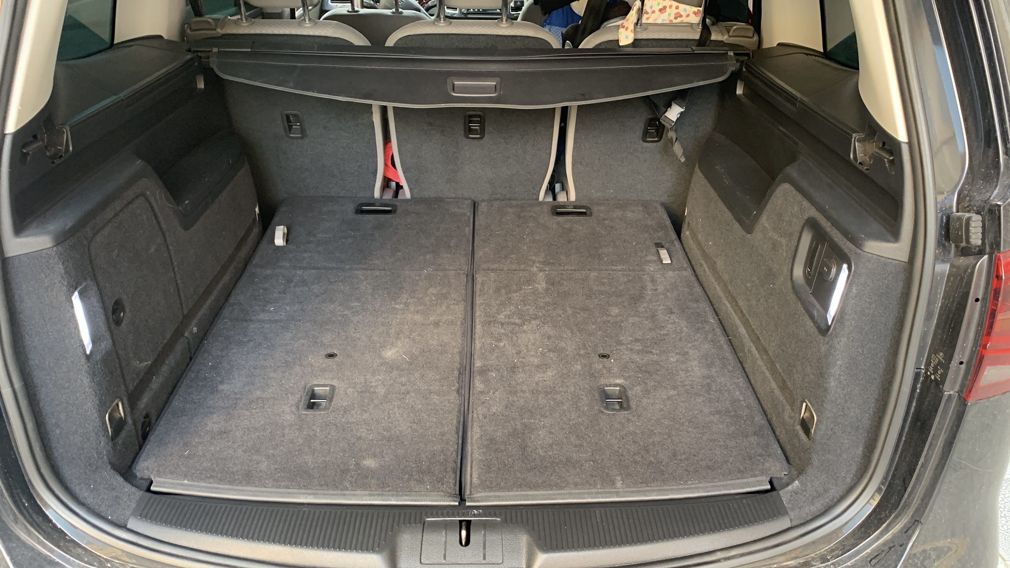 Seat Alhambra con Radio 