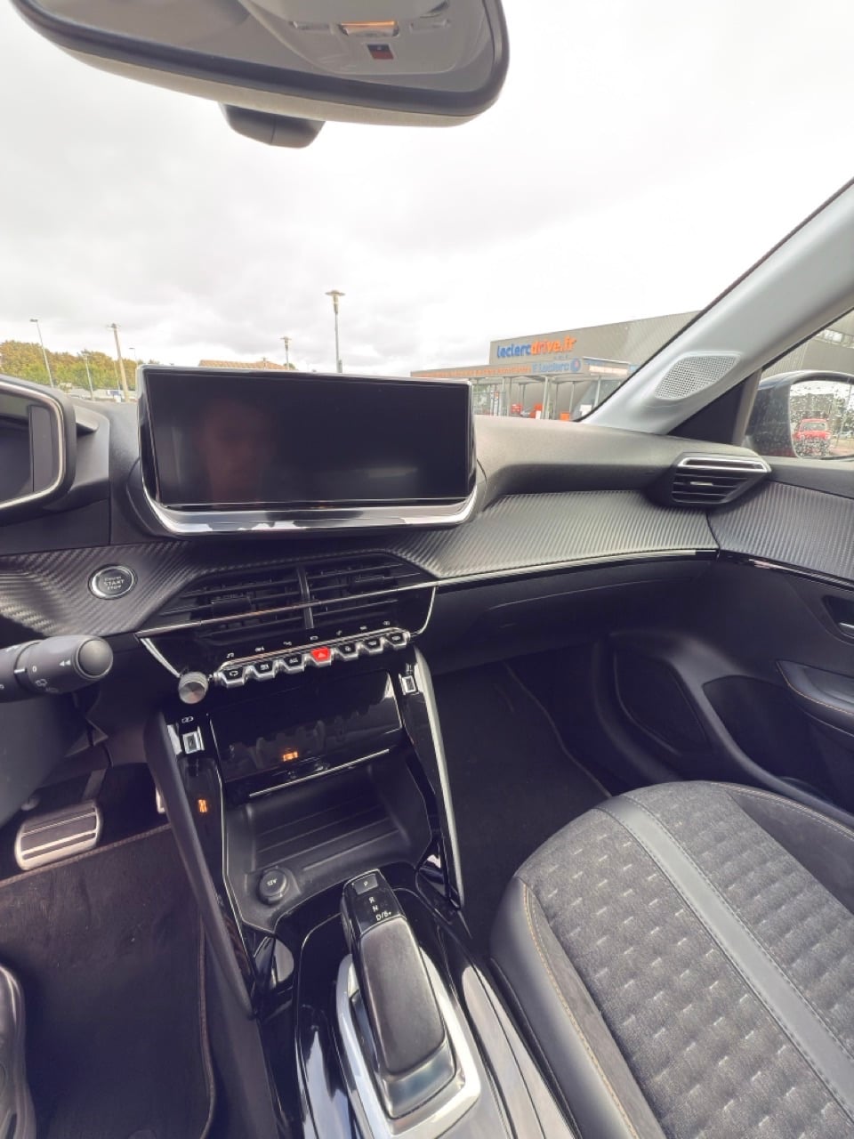 Peugeot e-208 GT Électrique avec Apple CarPlay