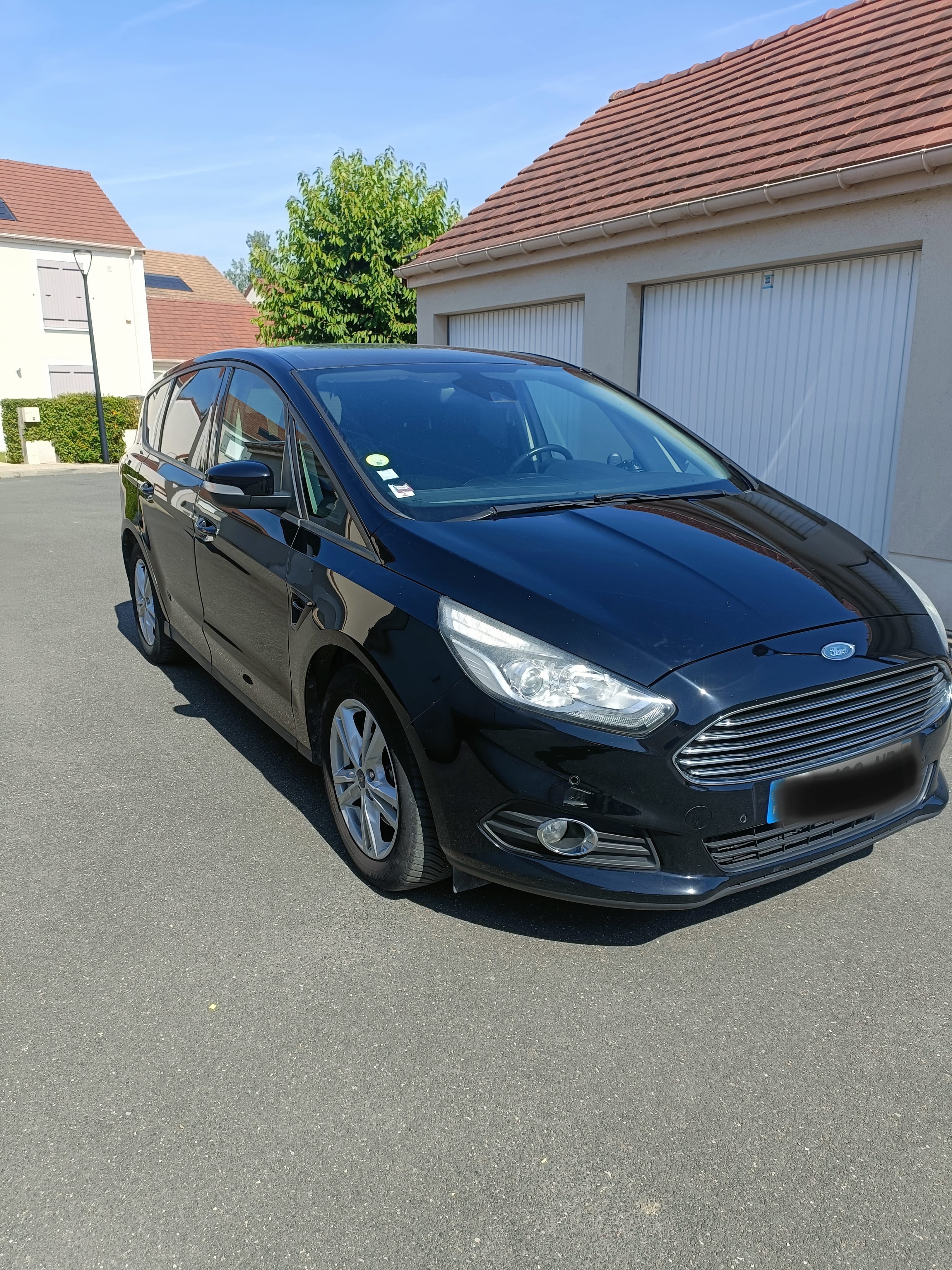 Ford S-Max 2.0 TDCI avec Climatisation