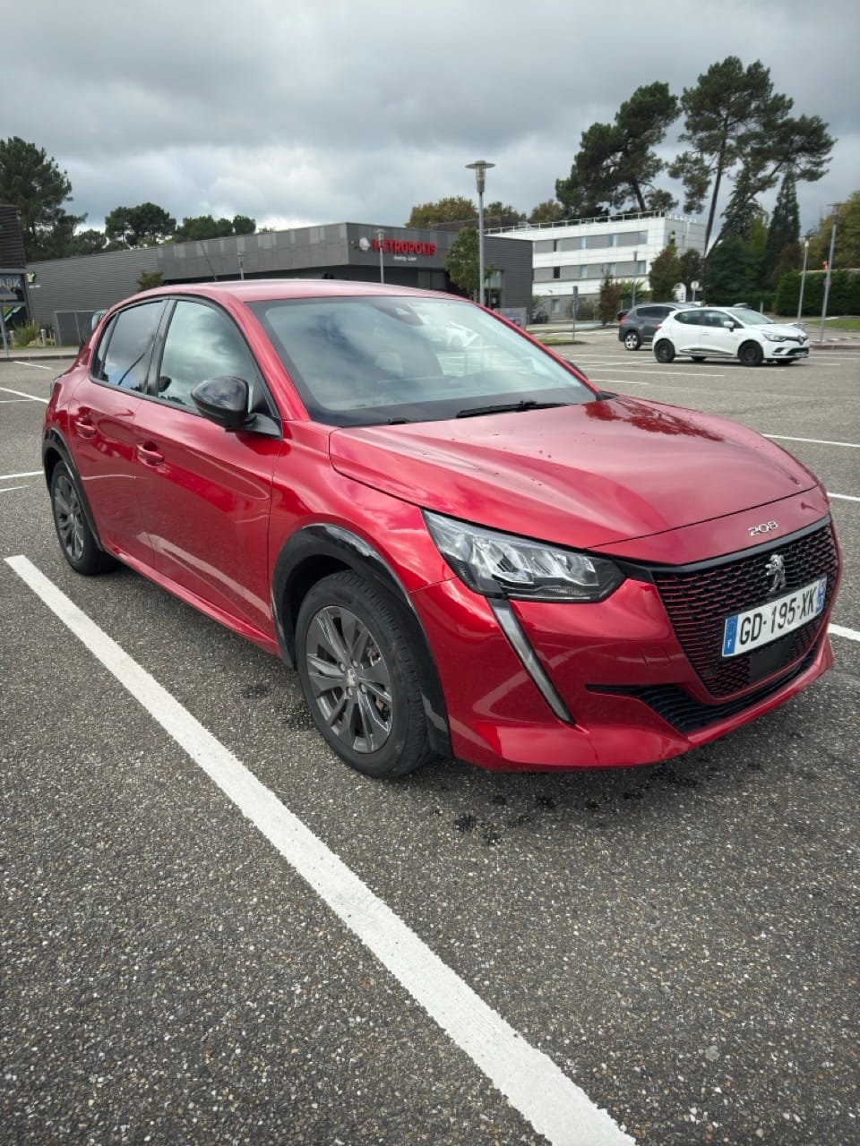 Peugeot e-208 GT Électrique avec Climatisation