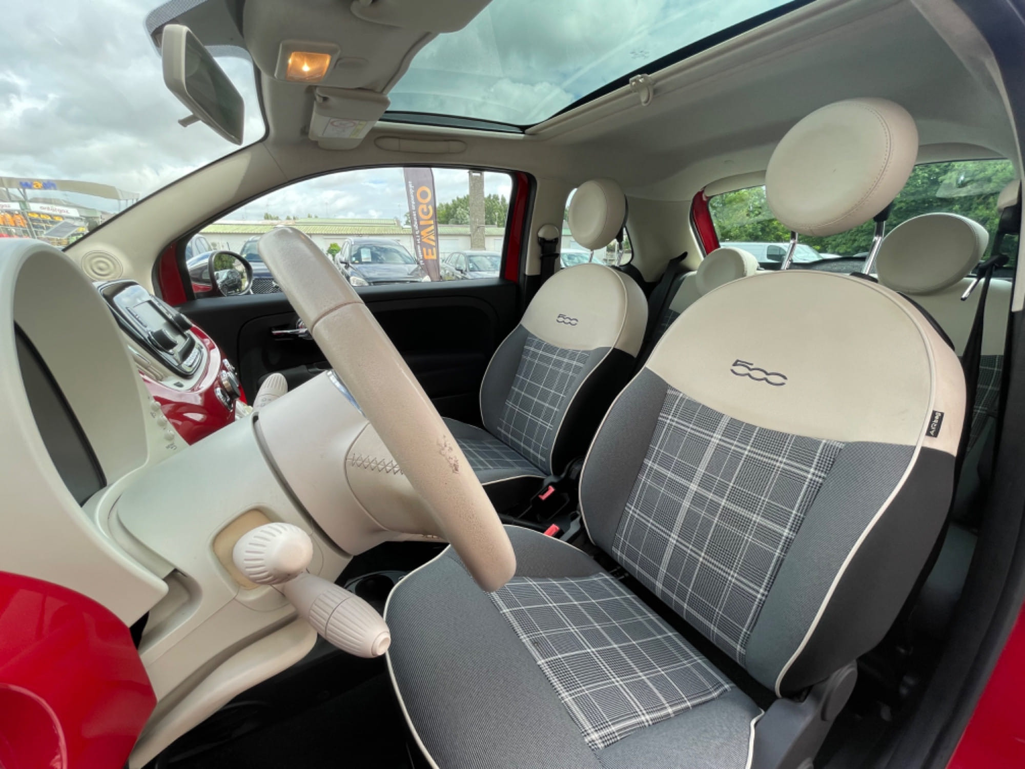 Fiat 500 avec Entrée audio / iPod