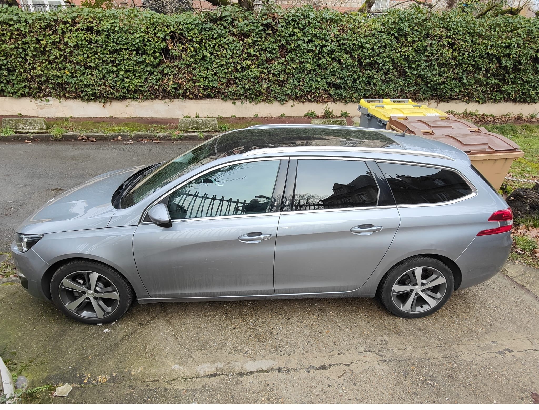 Peugeot 308 SW avec Climatisation