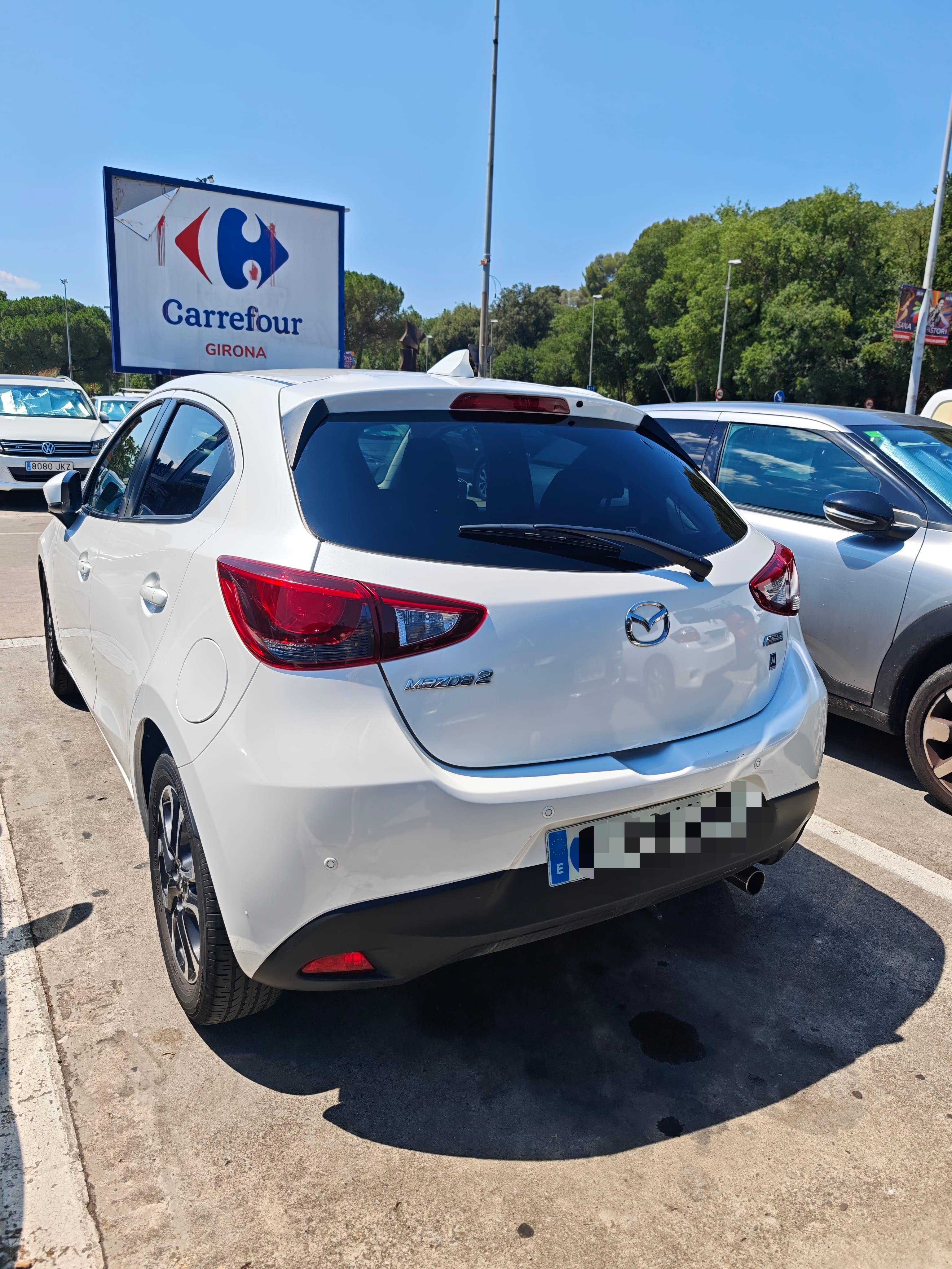 Mazda 2 con Aire acondicionado