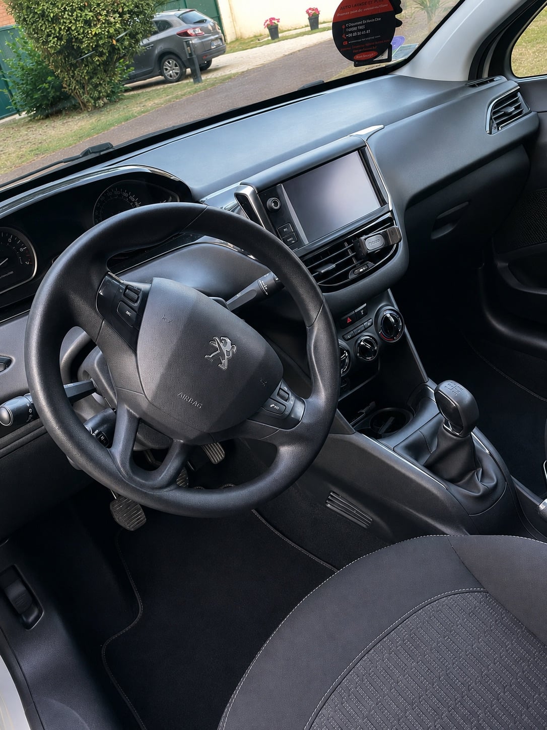 Peugeot 208 1.2 vti 82 cv avec Régulateur de vitesse