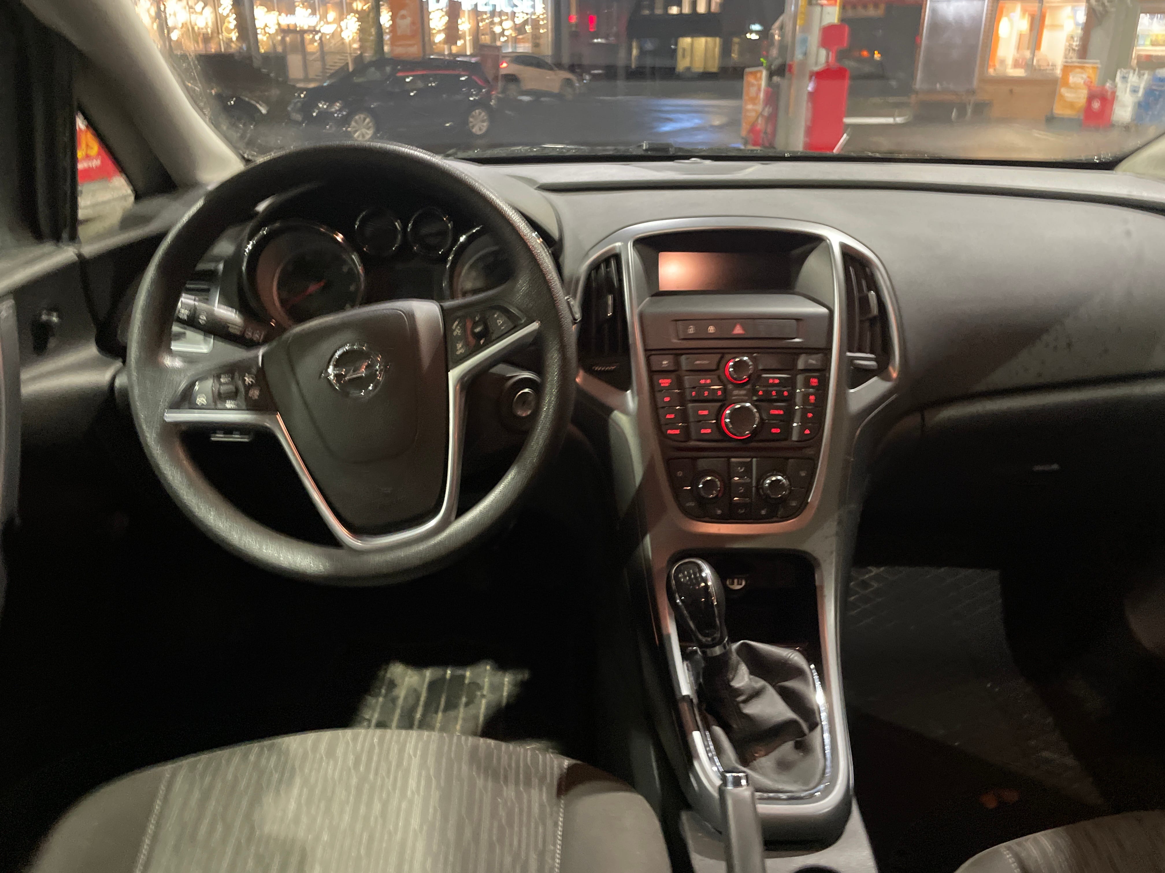 Opel Astra mit Anhängerkupplung