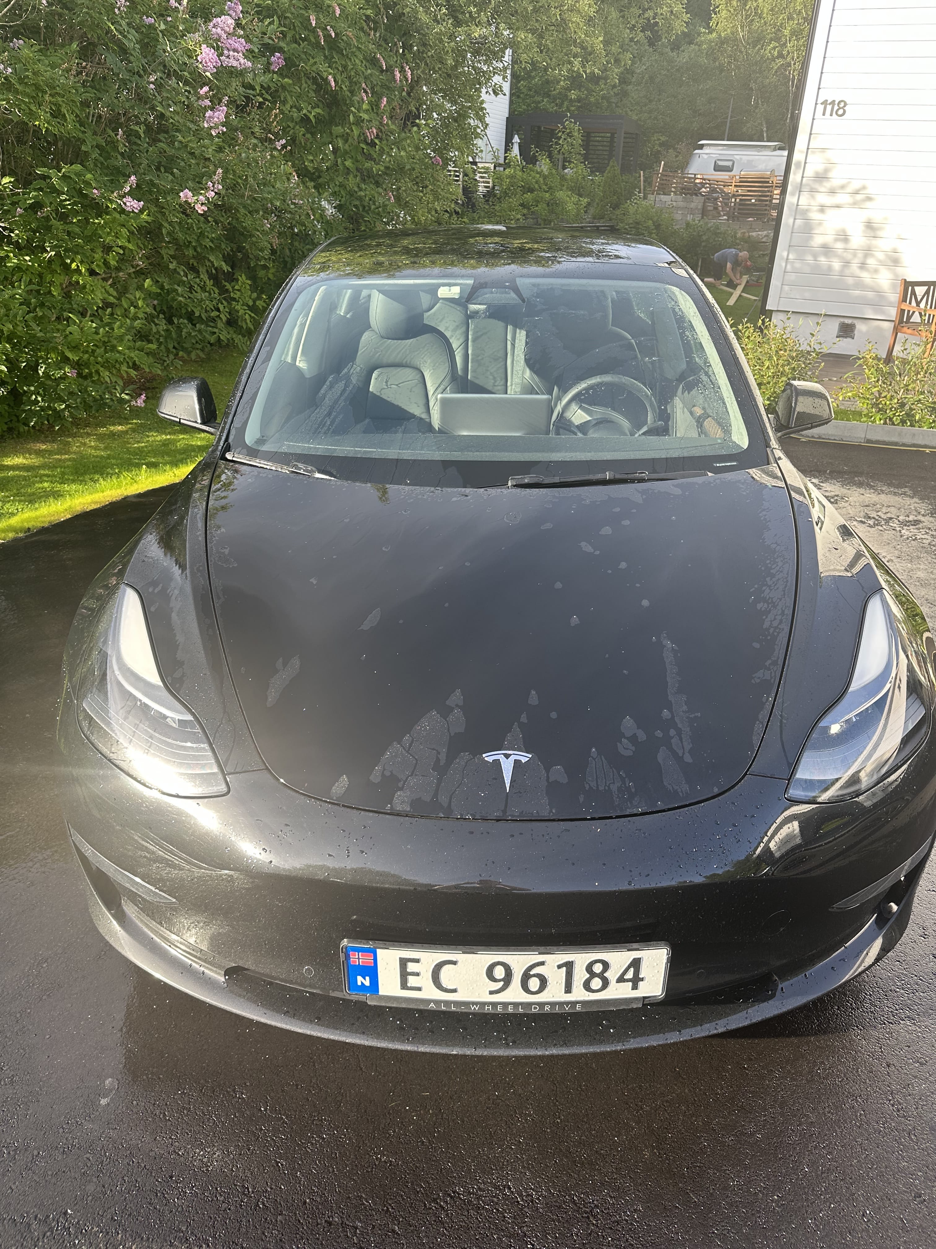 Tesla Model 3 Long Range med Firehjulstrekk