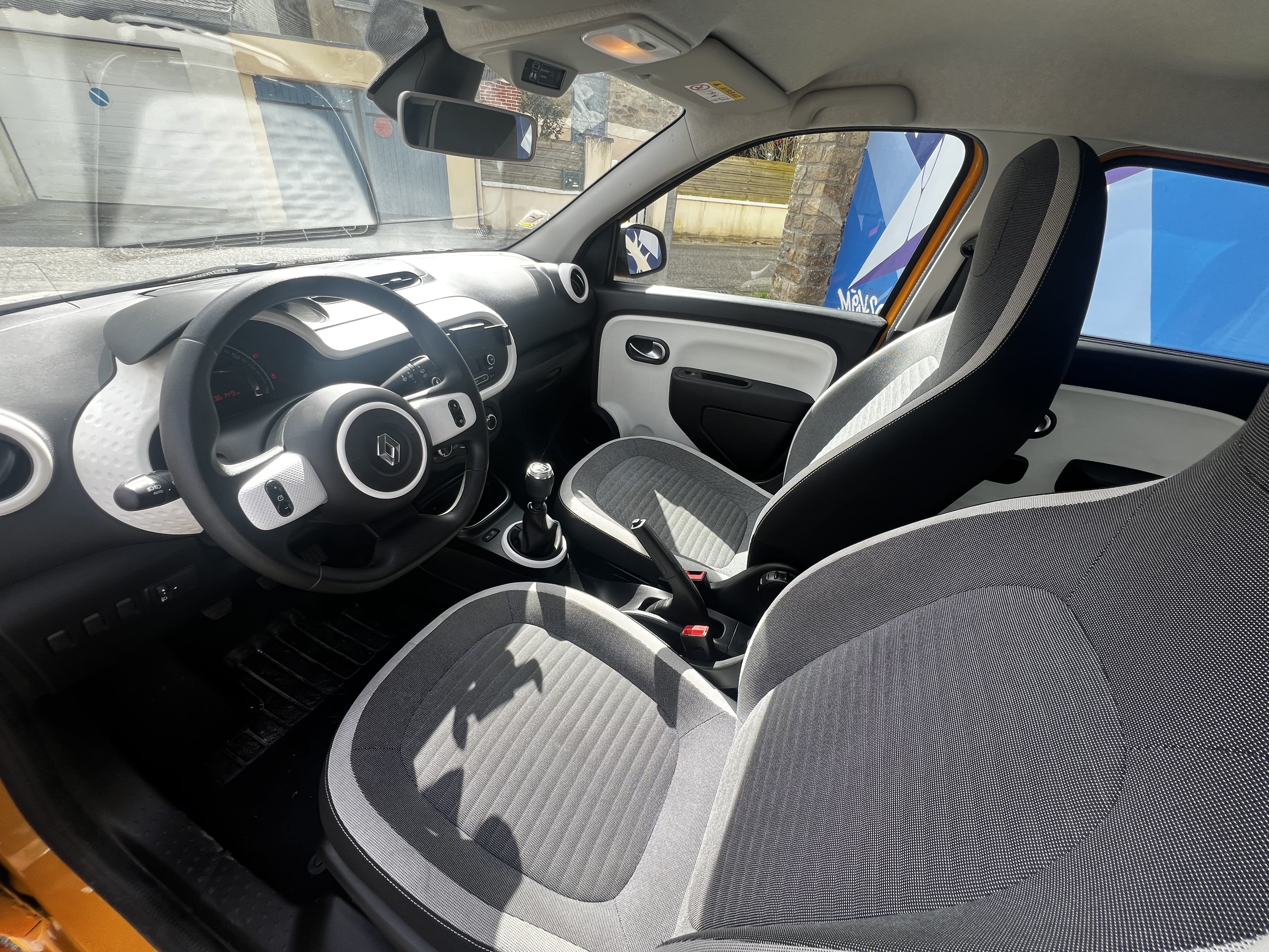 Renault Twingo III avec Climatisation