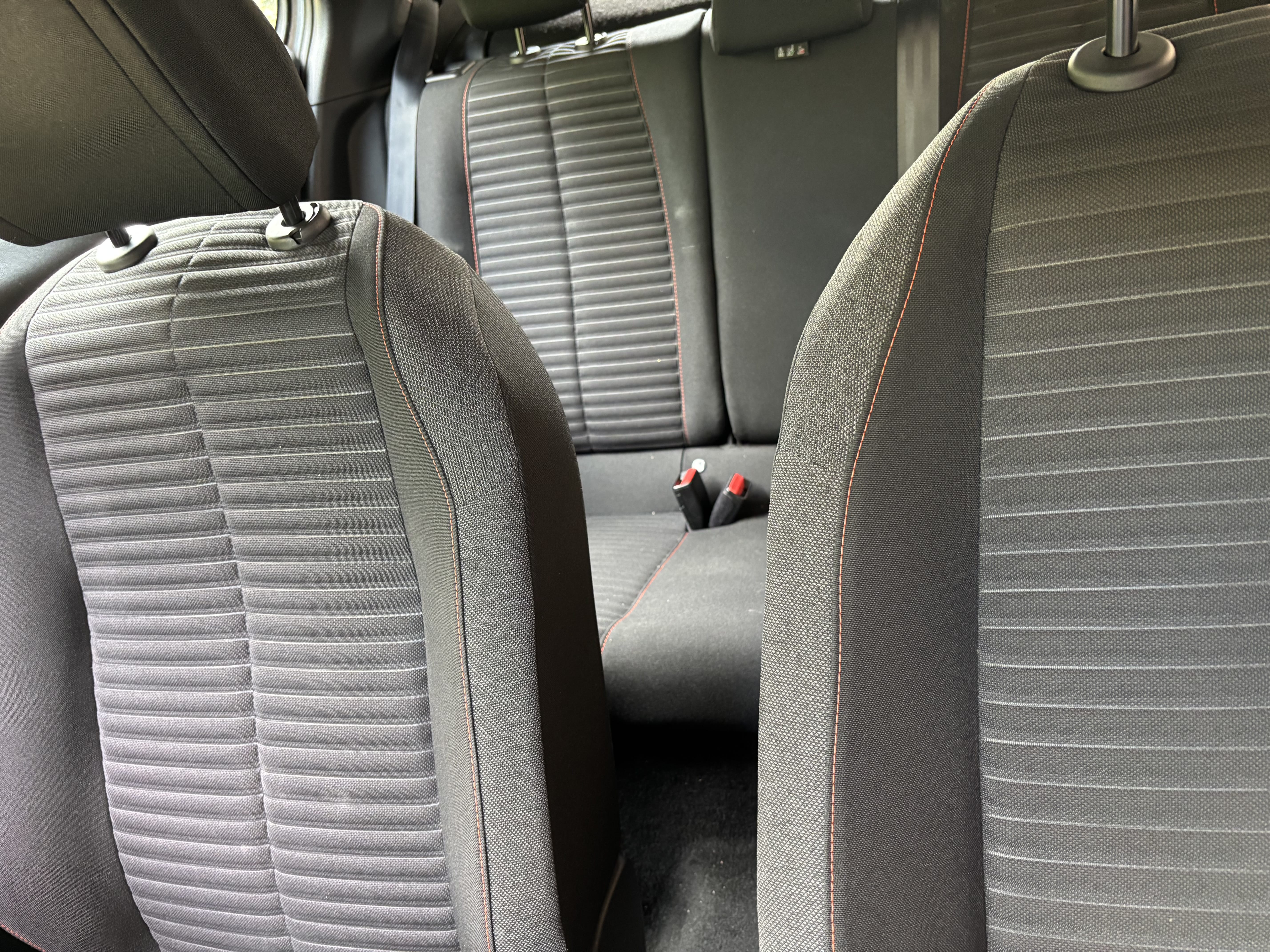Peugeot 2008 avec Apple CarPlay