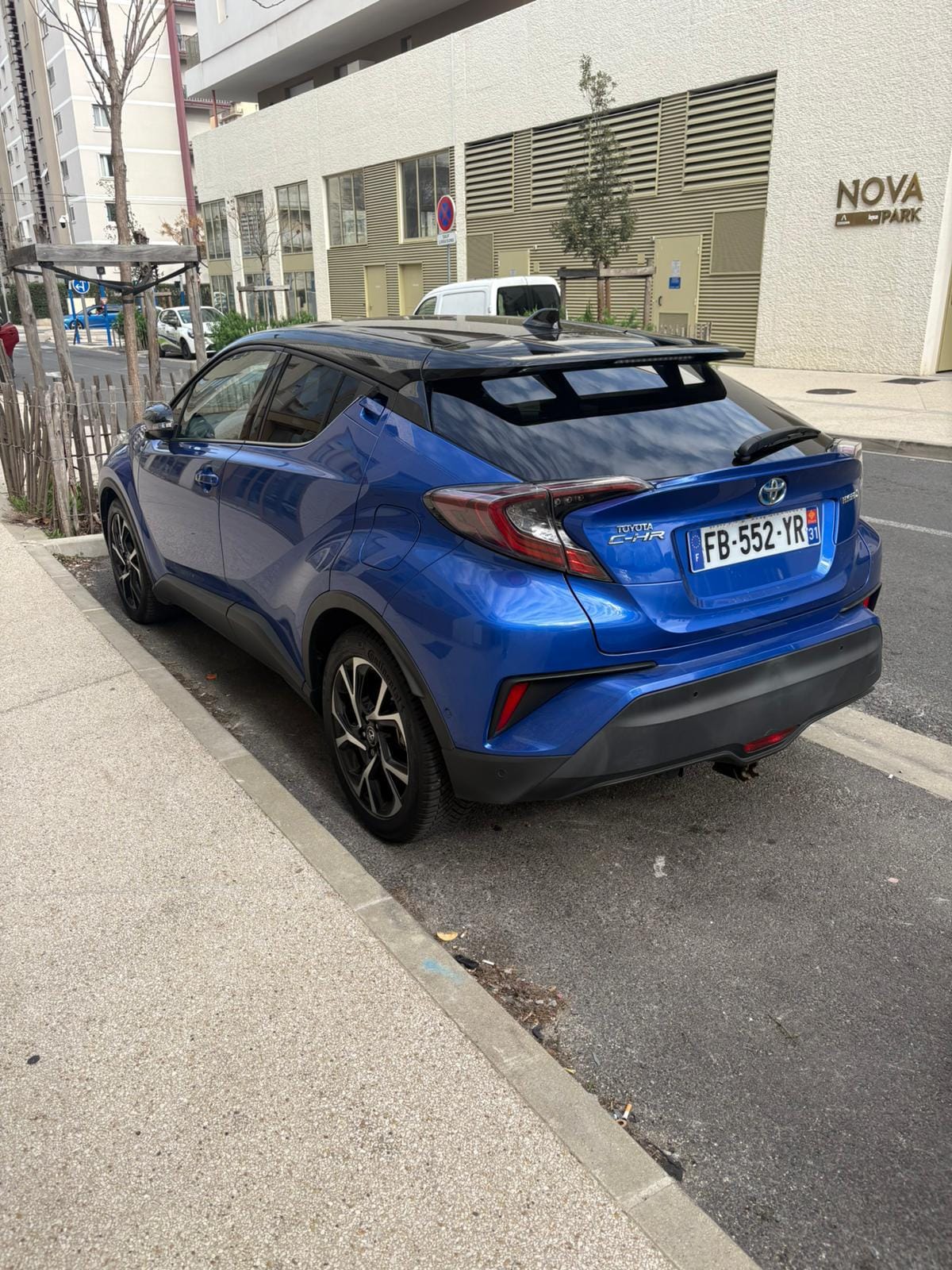 Toyota C-HR avec Climatisation