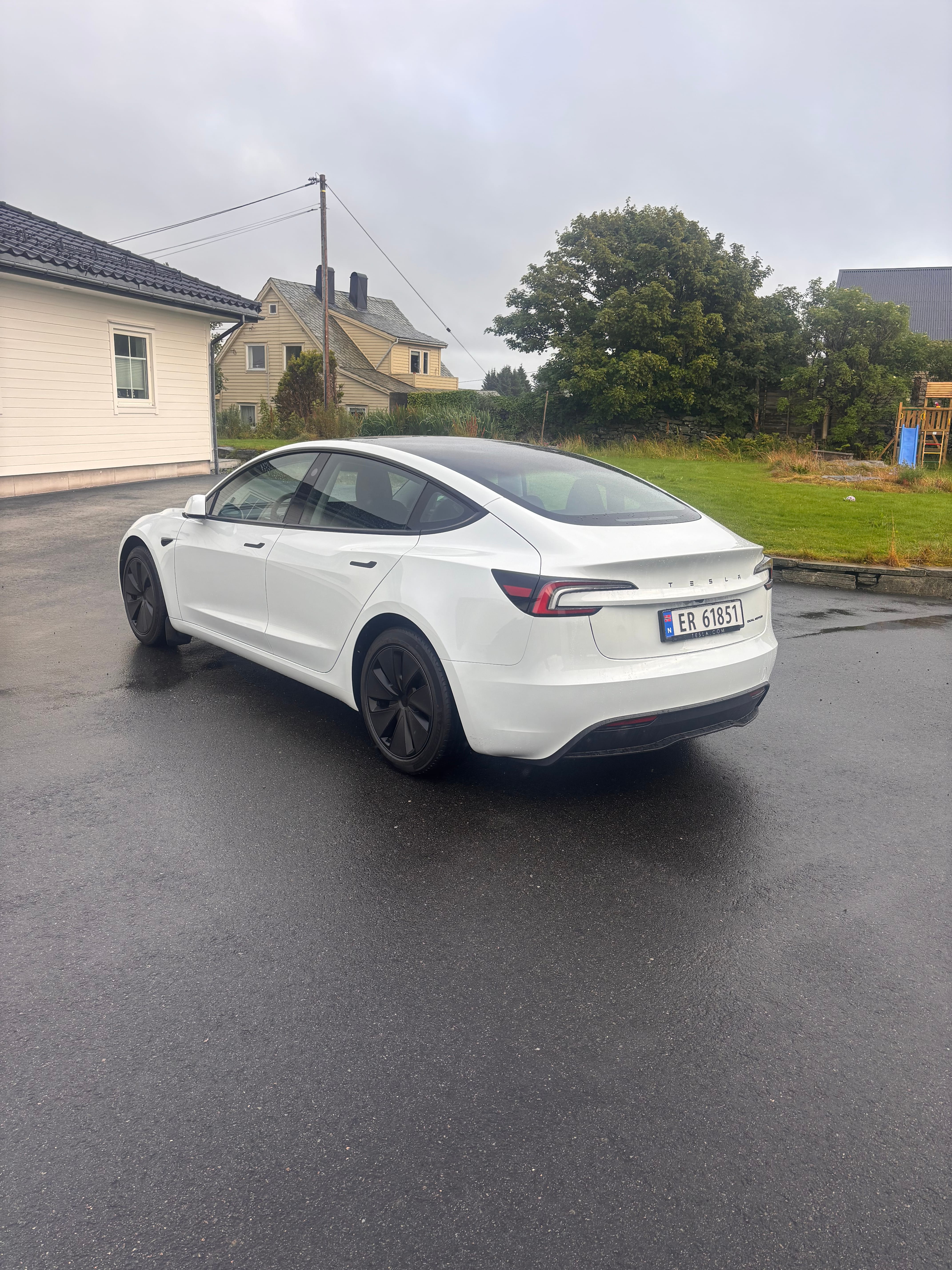 Tesla Model 3 Long Range med Ryggekamera