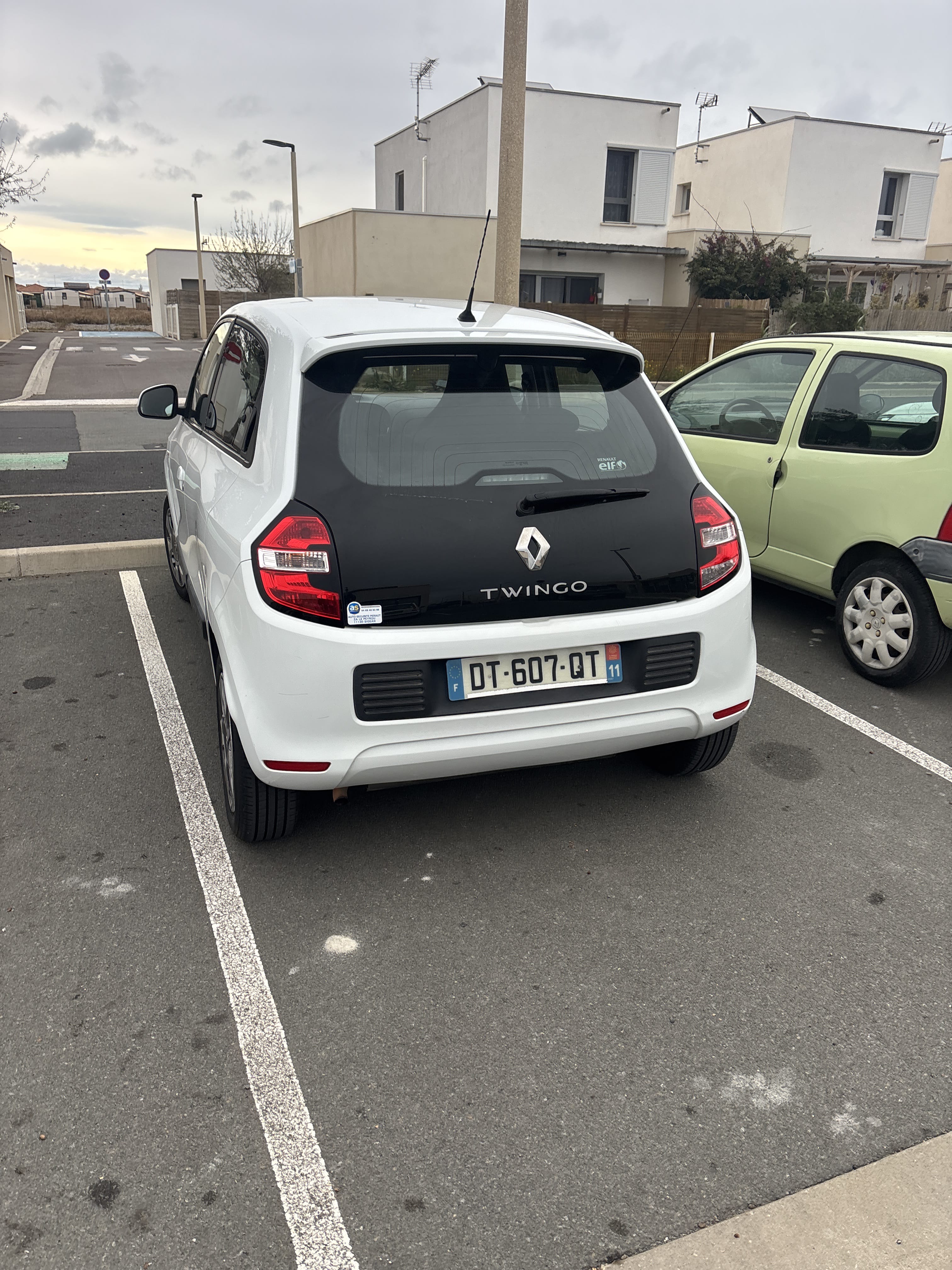 Renault Twingo avec Siège bébé