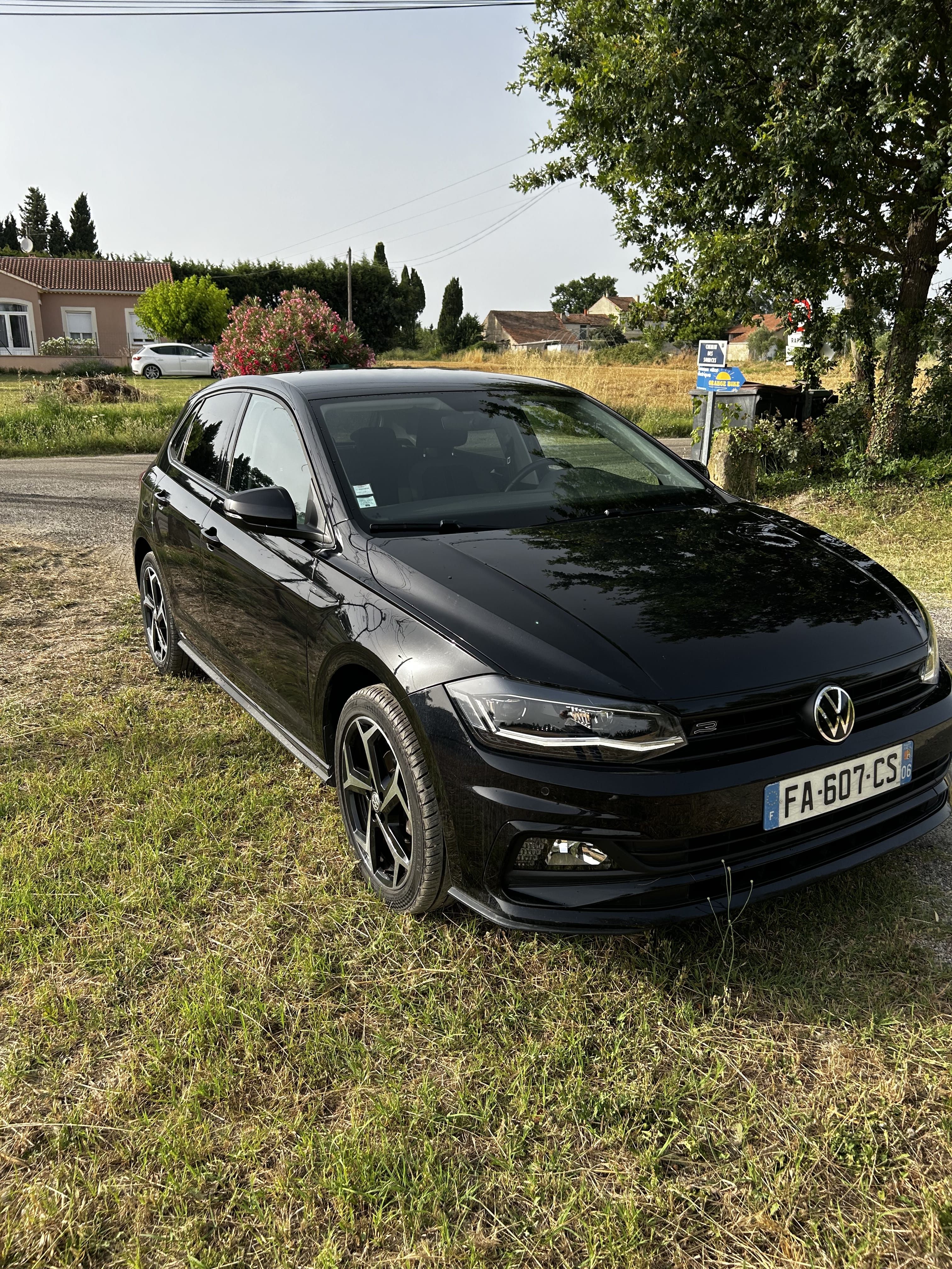 Volkswagen Polo 95cv R-Line, 2018, Essence 95