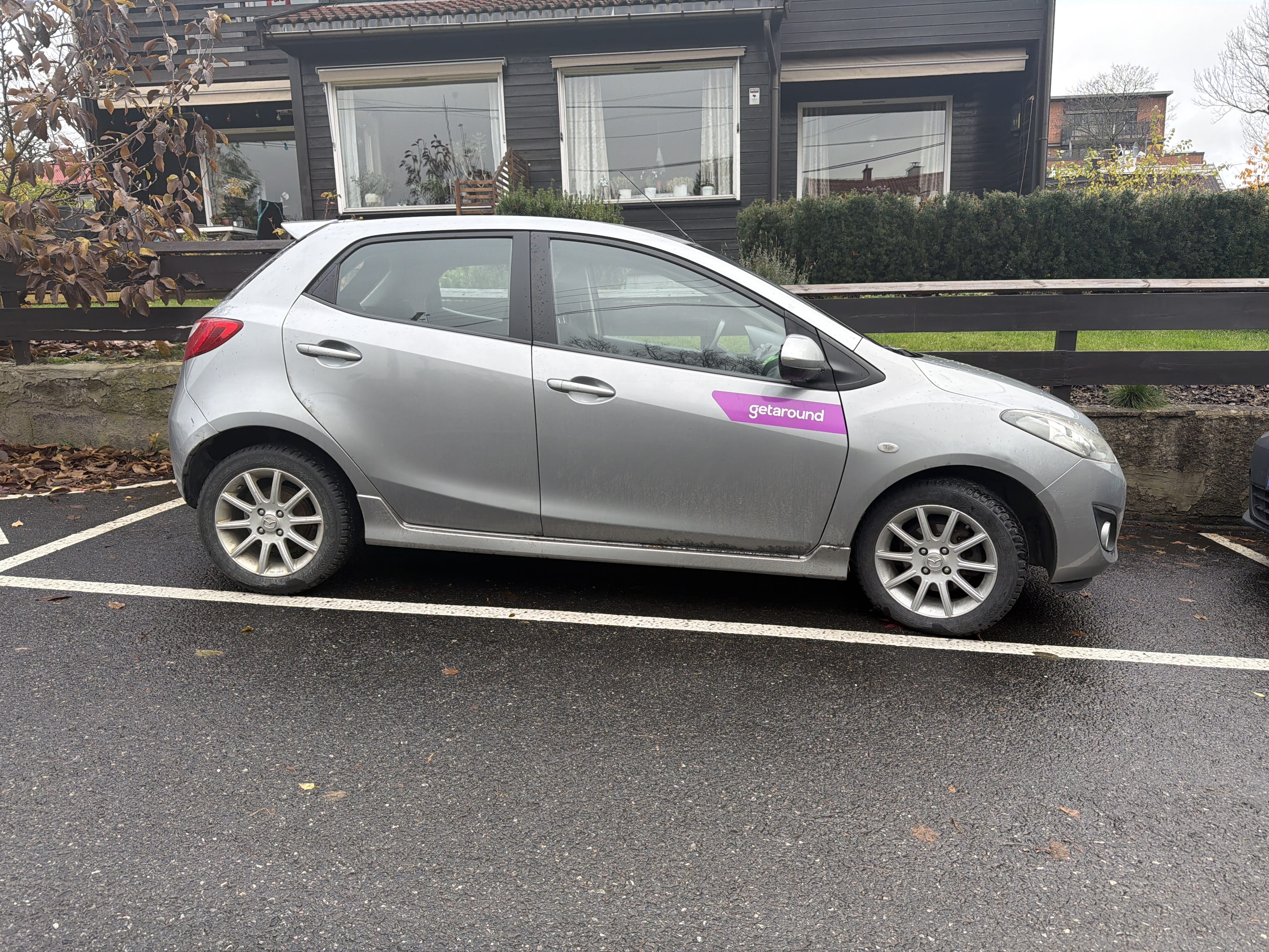 Mazda 2 med Aircondition