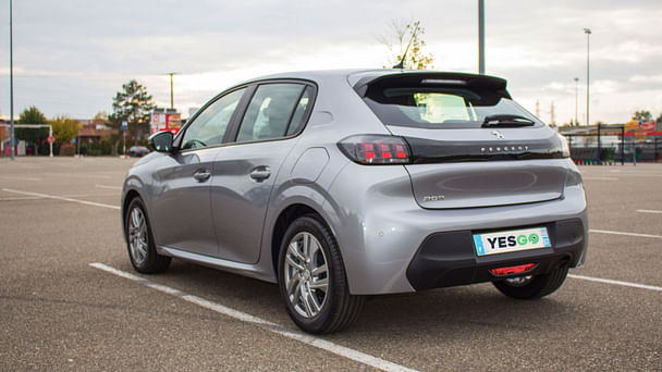 Peugeot 208 II Les tanneurs avec Régulateur de vitesse