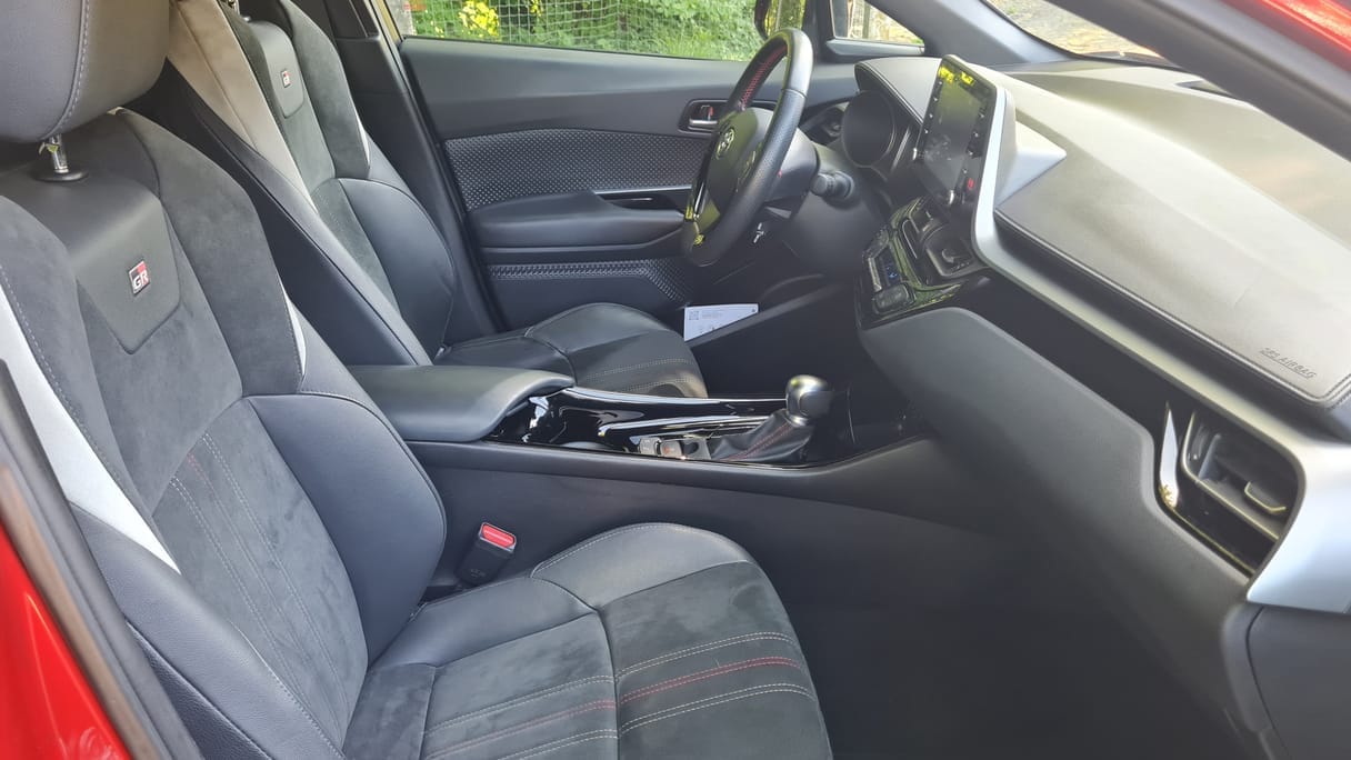 Toyota C-HR Hybrid avec Audio Bluetooth