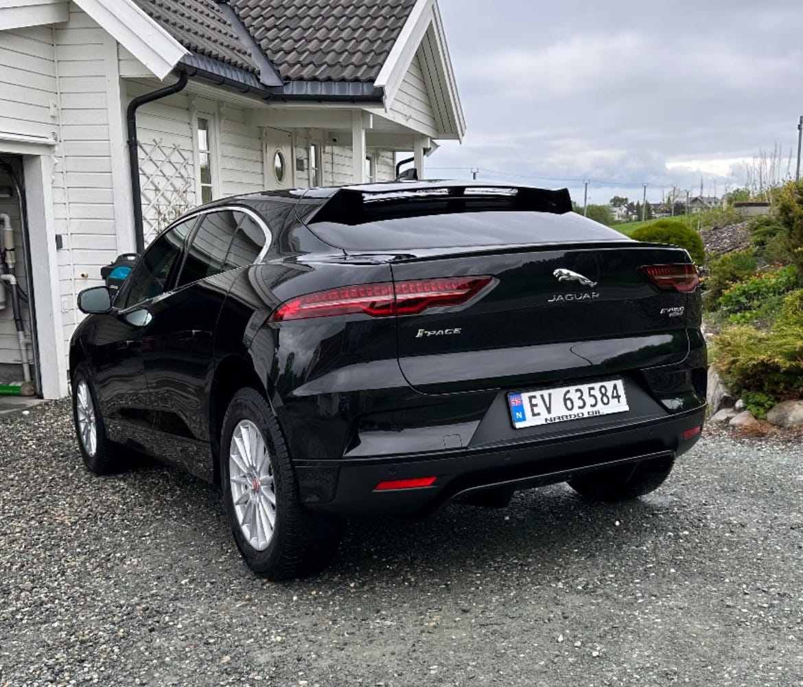 Jaguar I-Pace EV400 SE med Aircondition