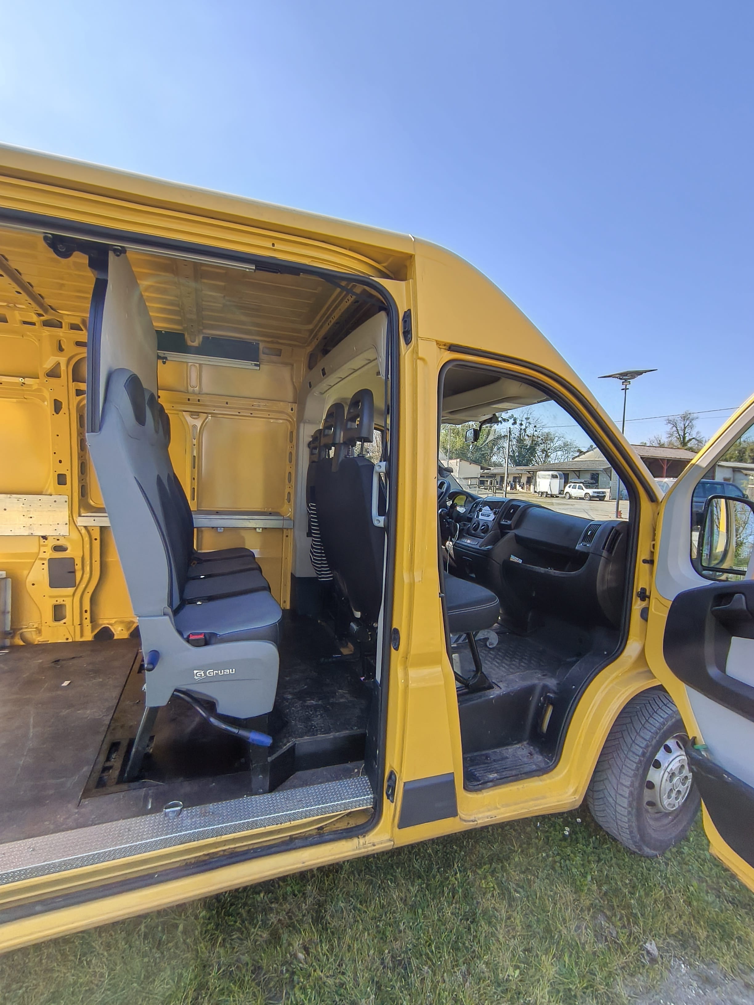 Fiat Ducato Double Cabine avec Entrée audio / iPod