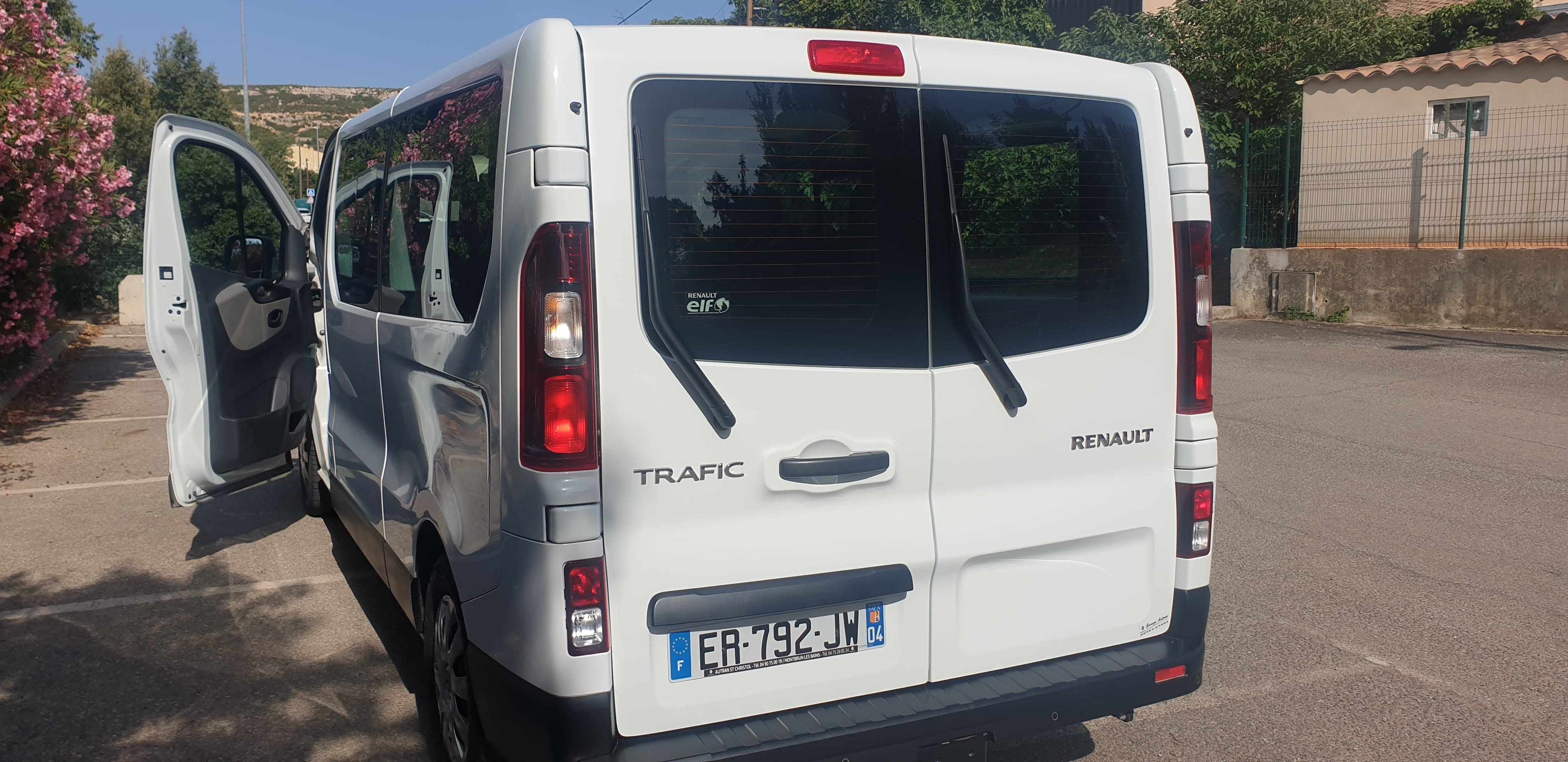 Renault Trafic Passenger avec Régulateur de vitesse