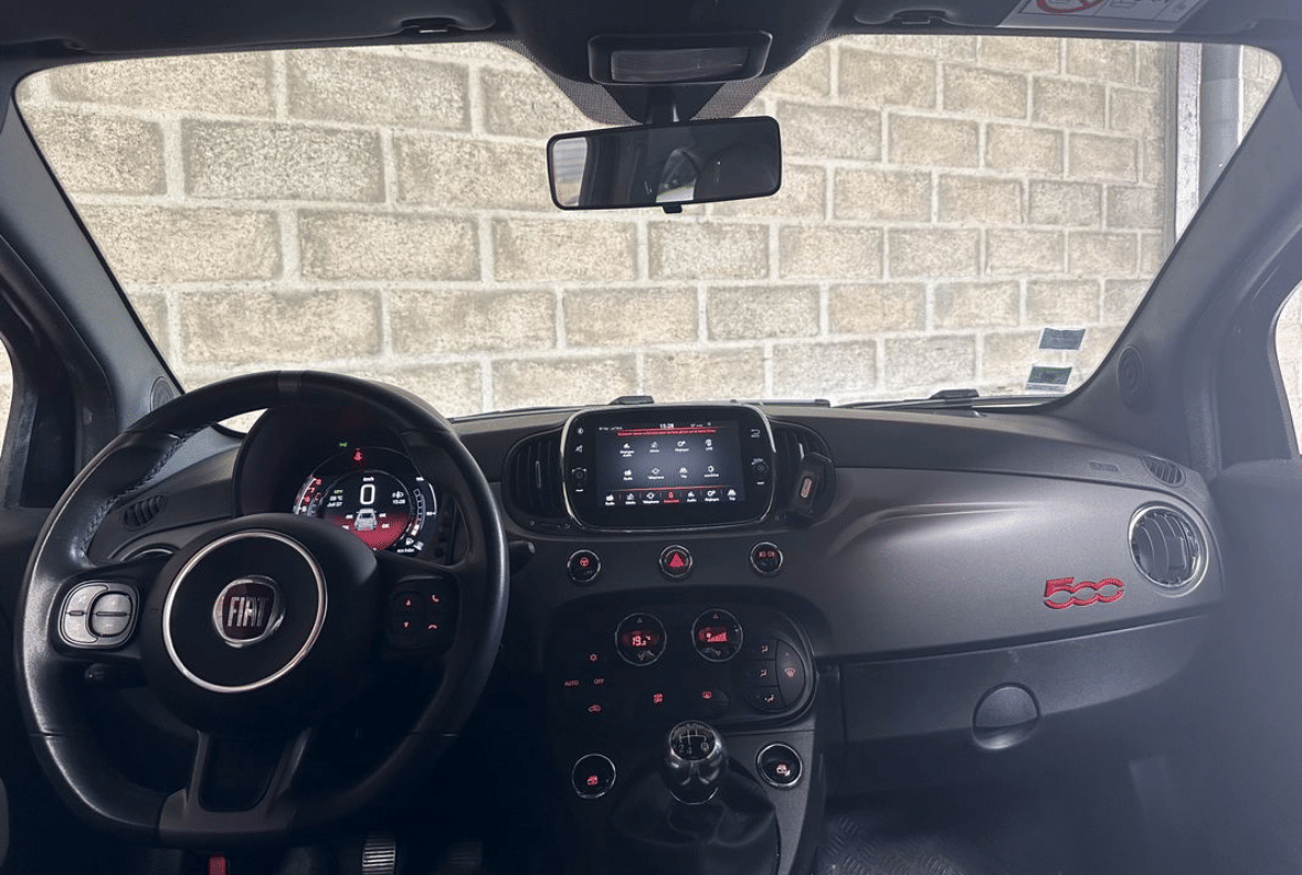 Fiat 500 S avec Entrée audio / iPod