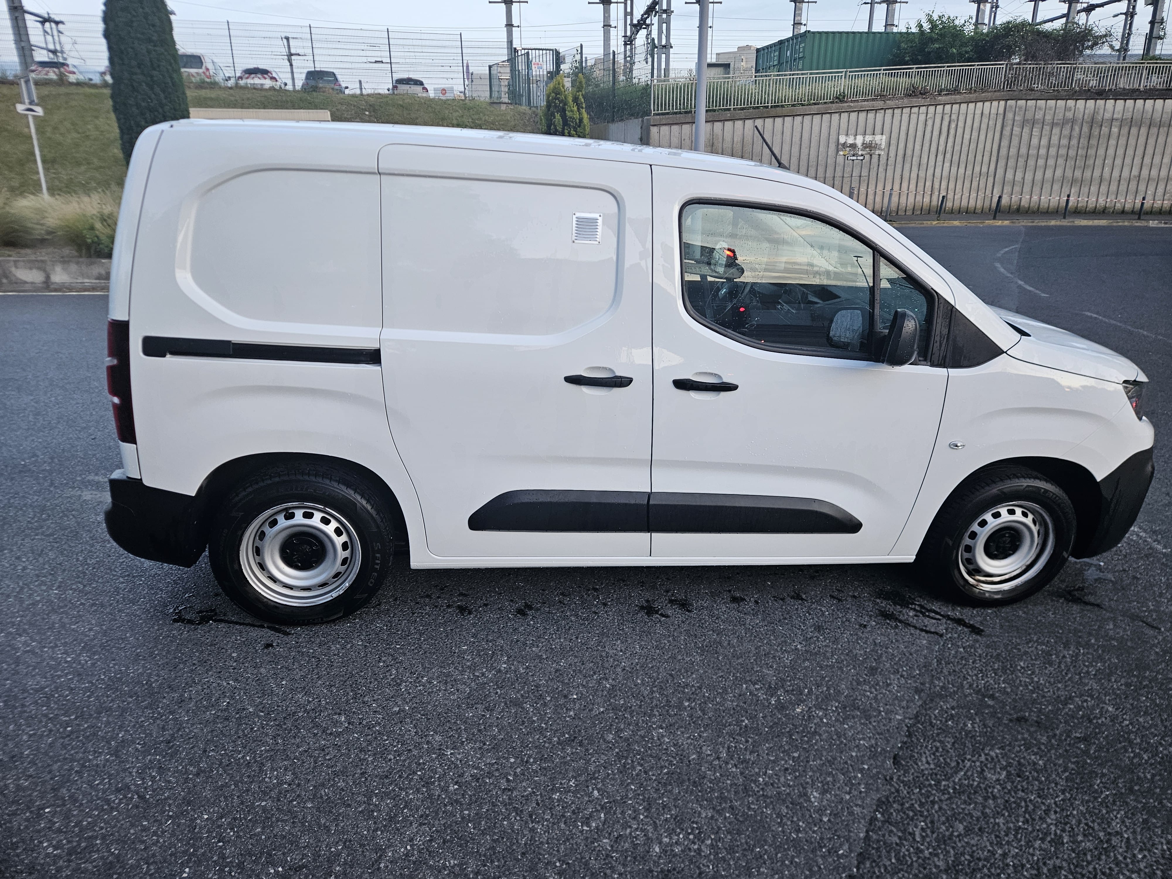 Peugeot Partner avec Climatisation