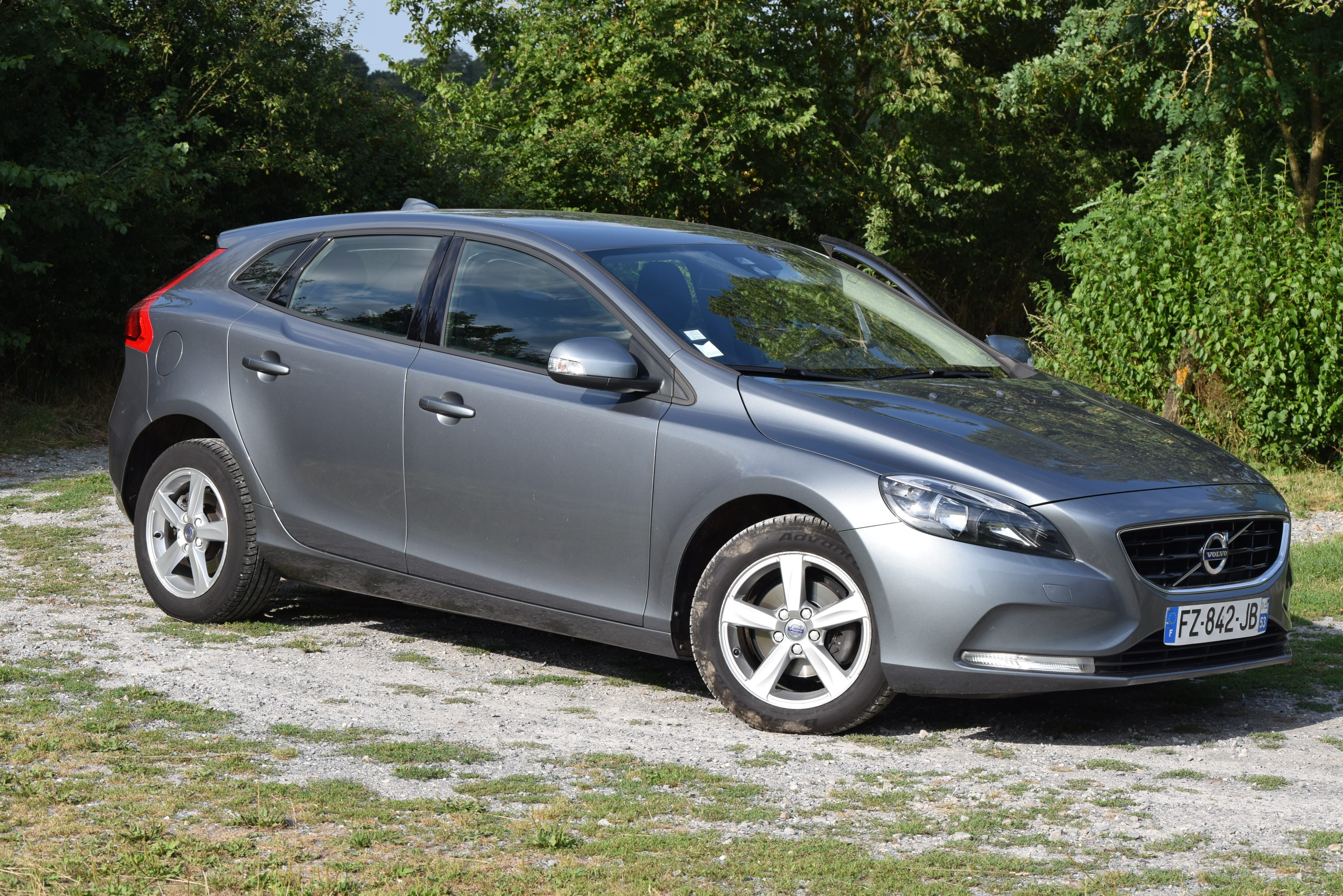 Volvo V40 avec Autoradio