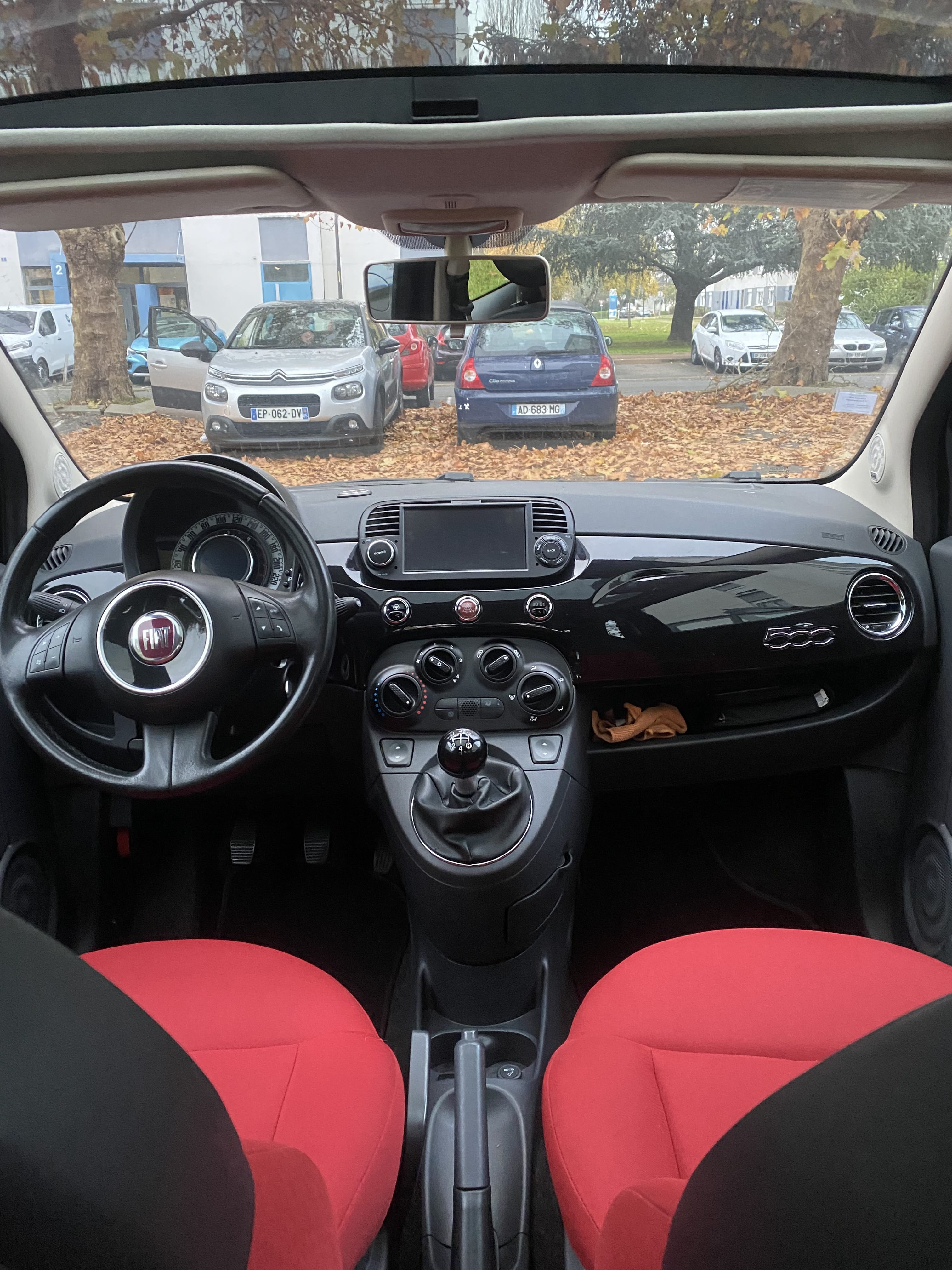 Fiat 500 Lounge 1,3 multijet 95 cv avec Apple CarPlay