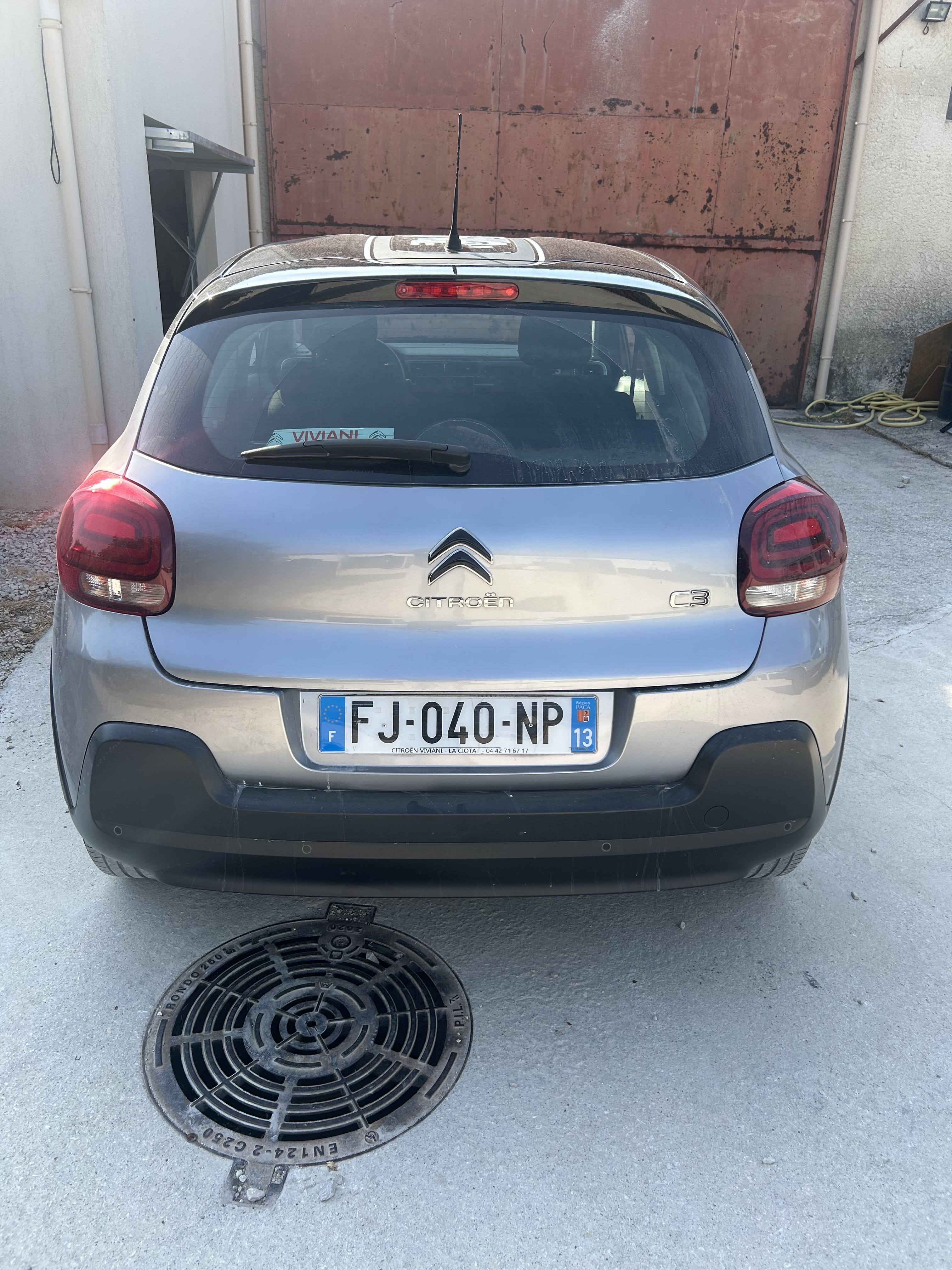 Citroen C3 essence grise avec Audio Bluetooth