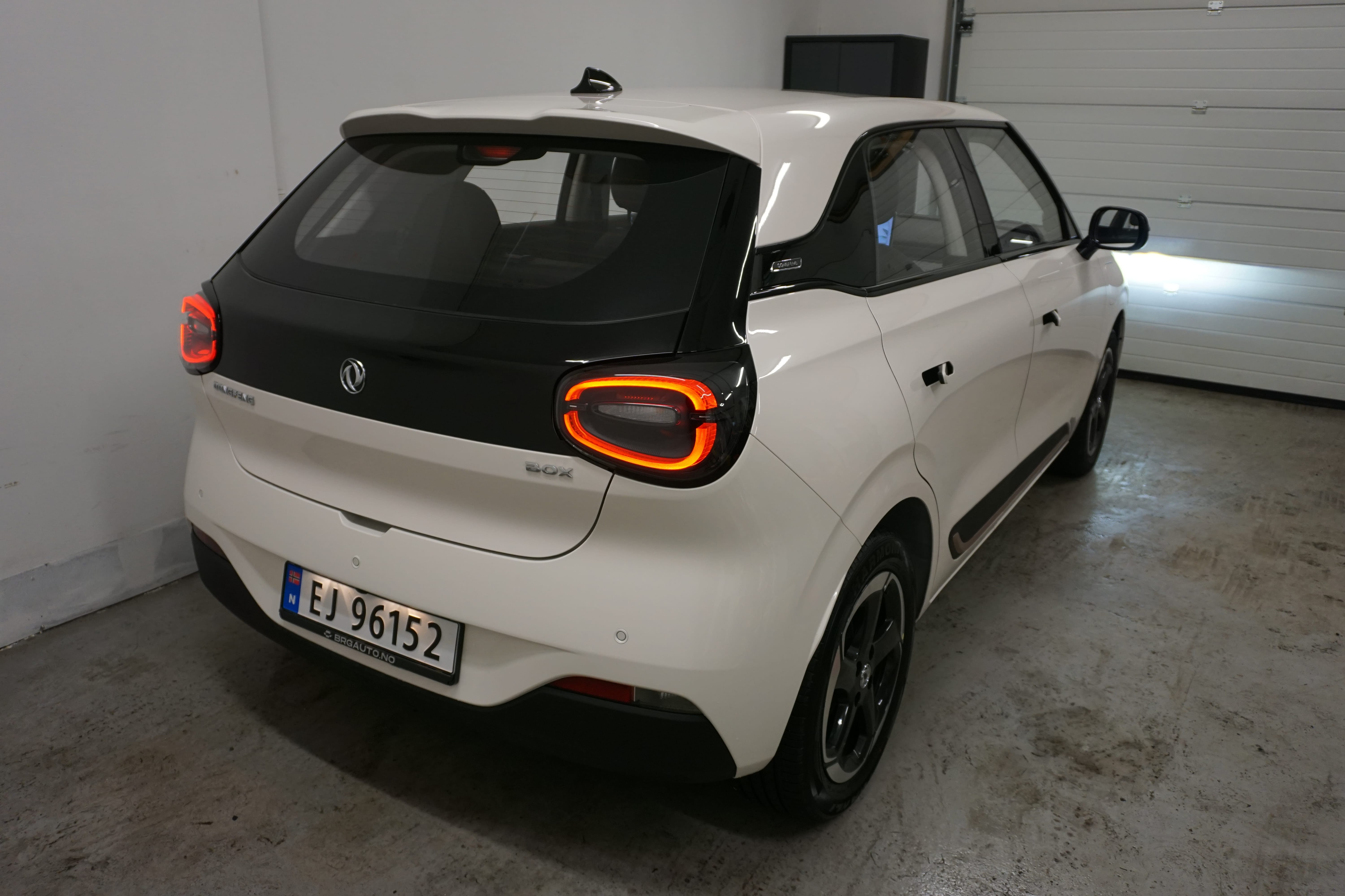 Dongfeng Nammi Box med Cruisekontroll