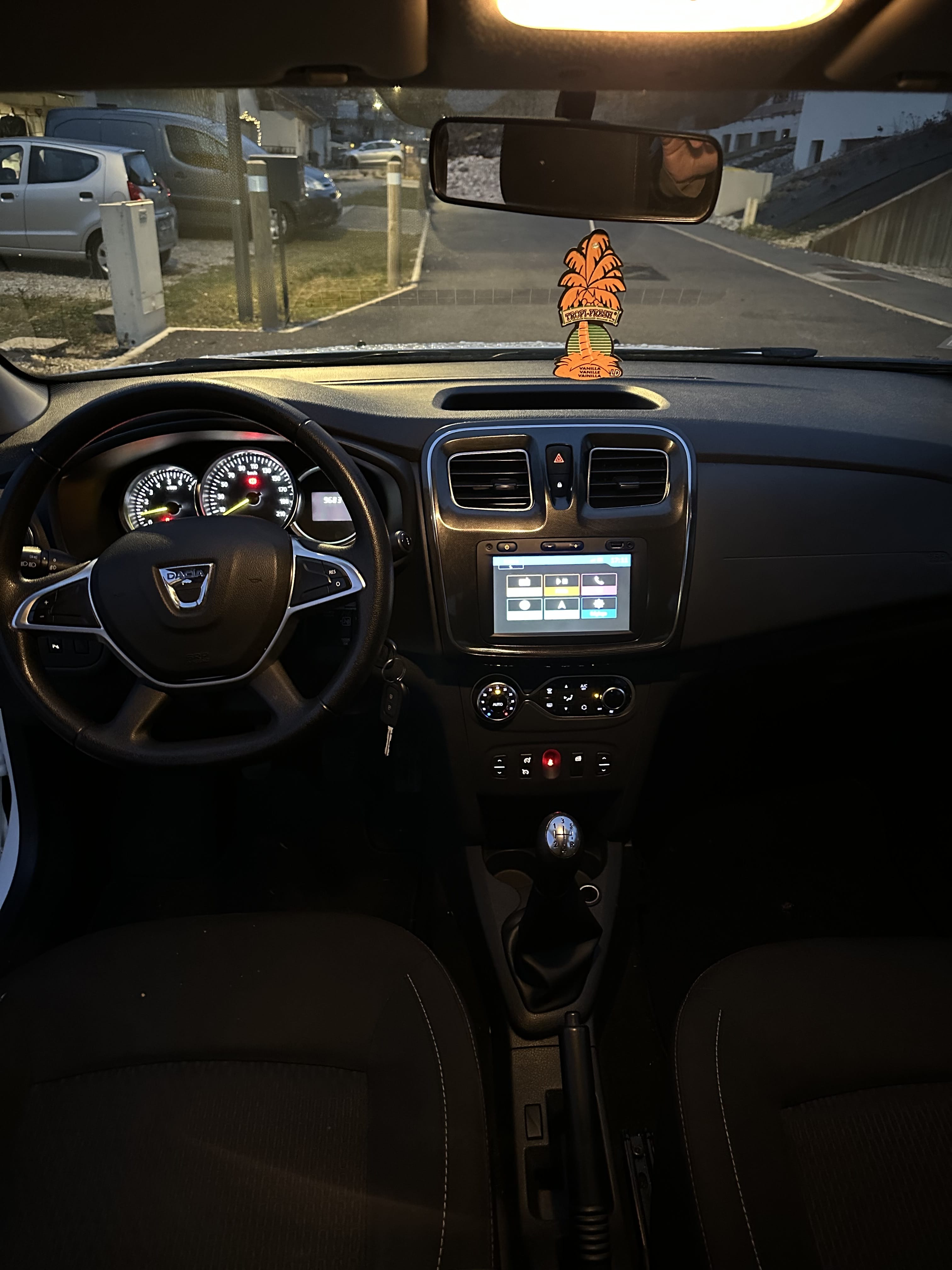 Dacia Logan avec Pneus neige