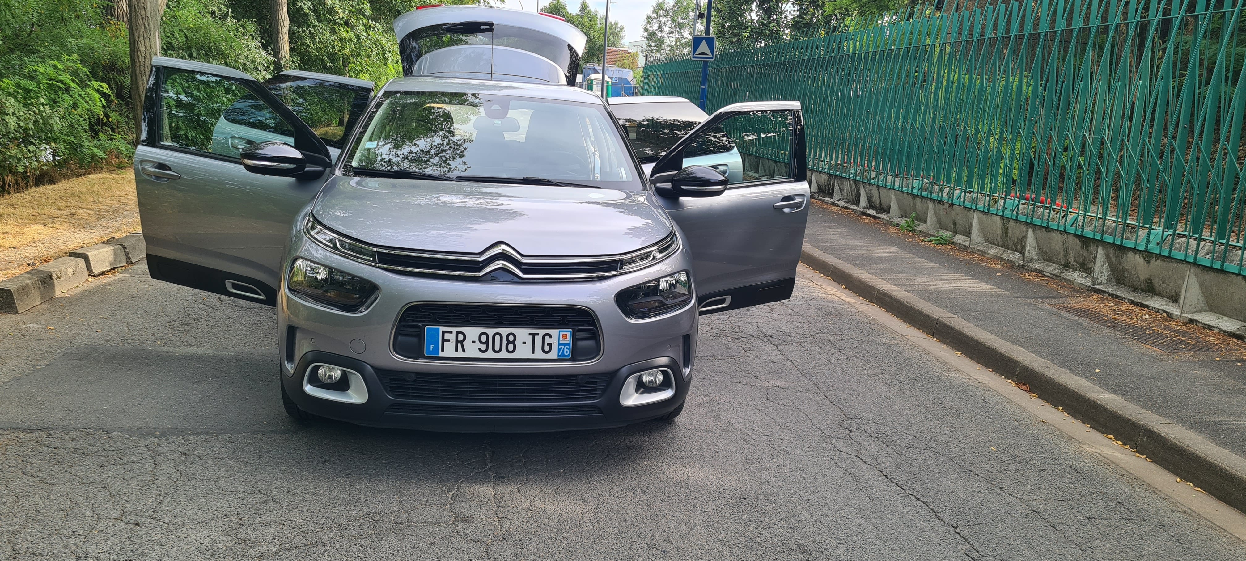 Citroen C4 Cactus with Apple CarPlay