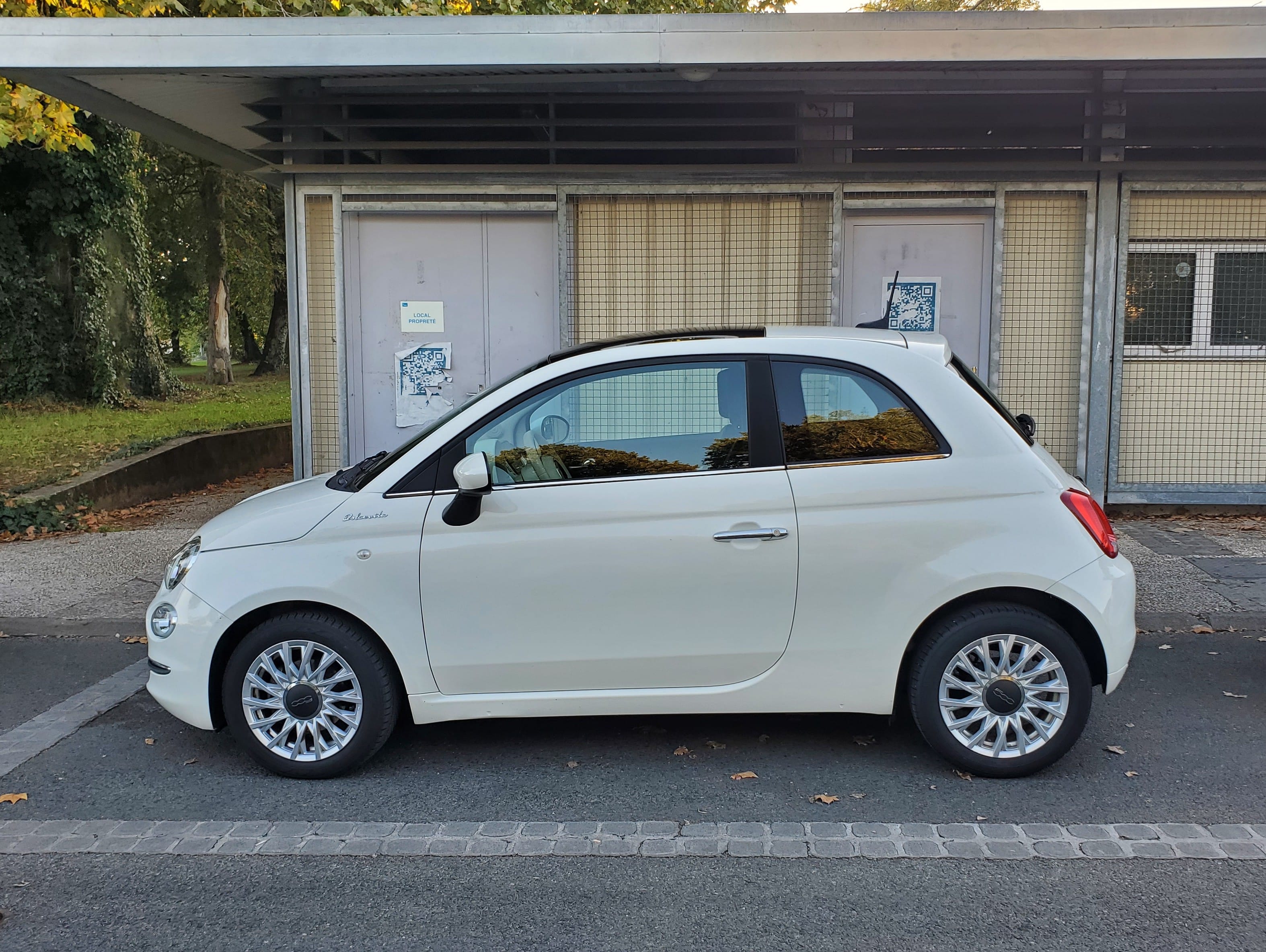 Fiat 500 Hybride Dolcevita avec Climatisation