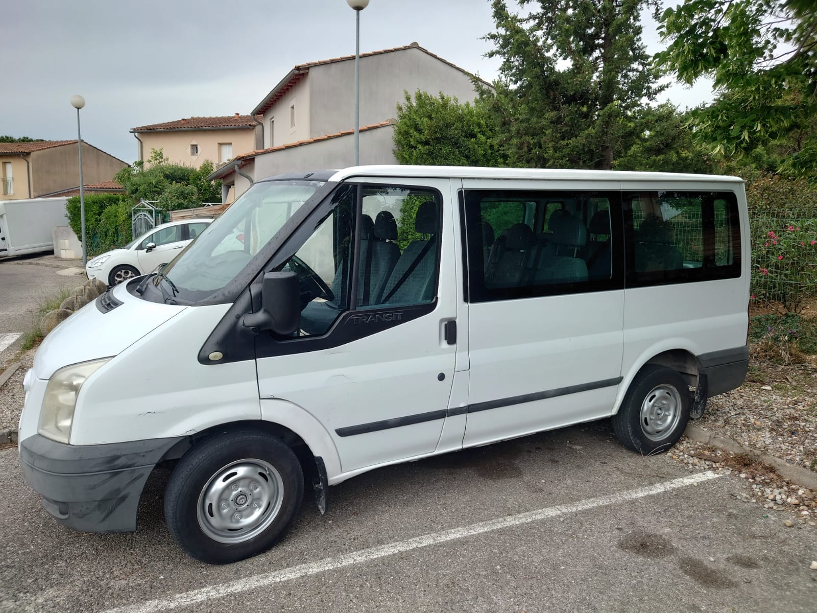 Ford Transit Kombi avec Climatisation