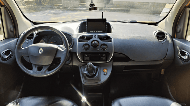 Renault Kangoo Fourgon avec diable, girafon et attelage (1.5 DCI 75ch) avec Attelage
