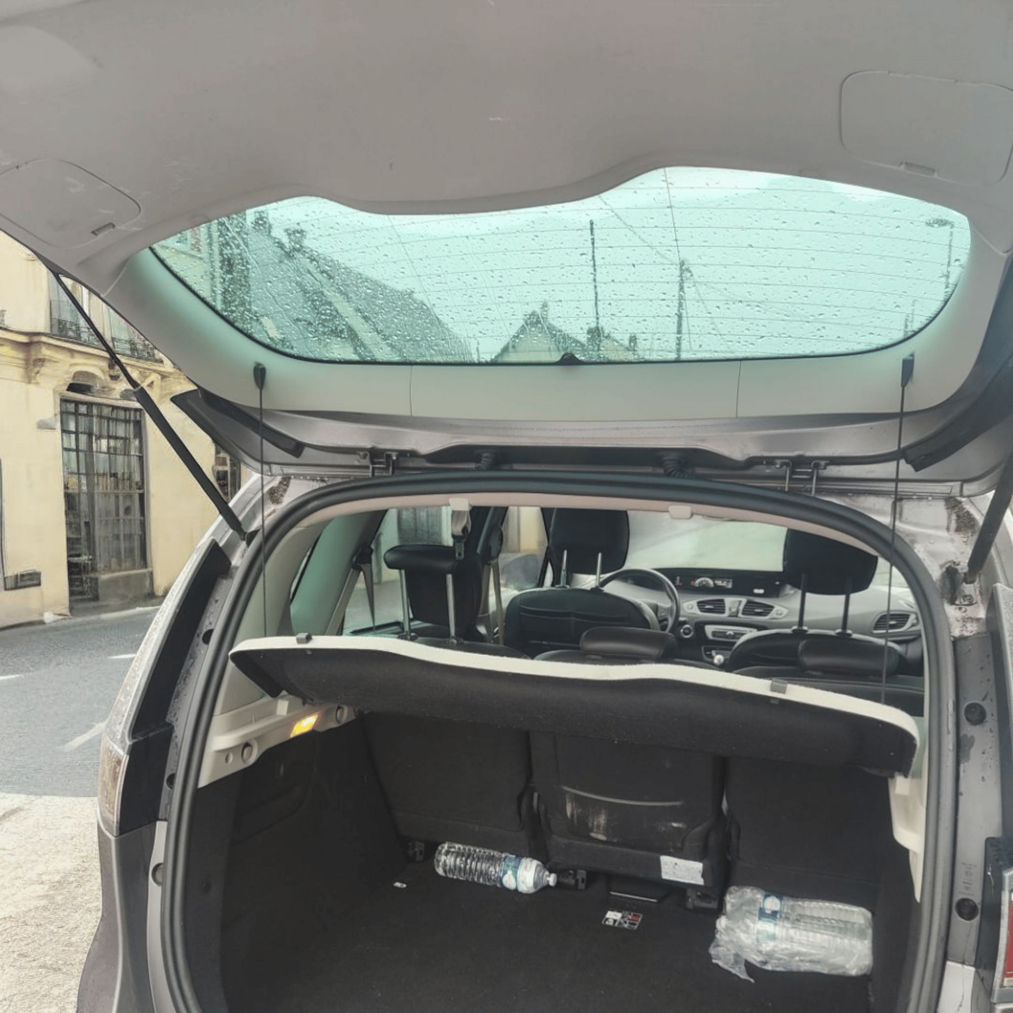 Renault Scenic avec Entrée audio / iPod