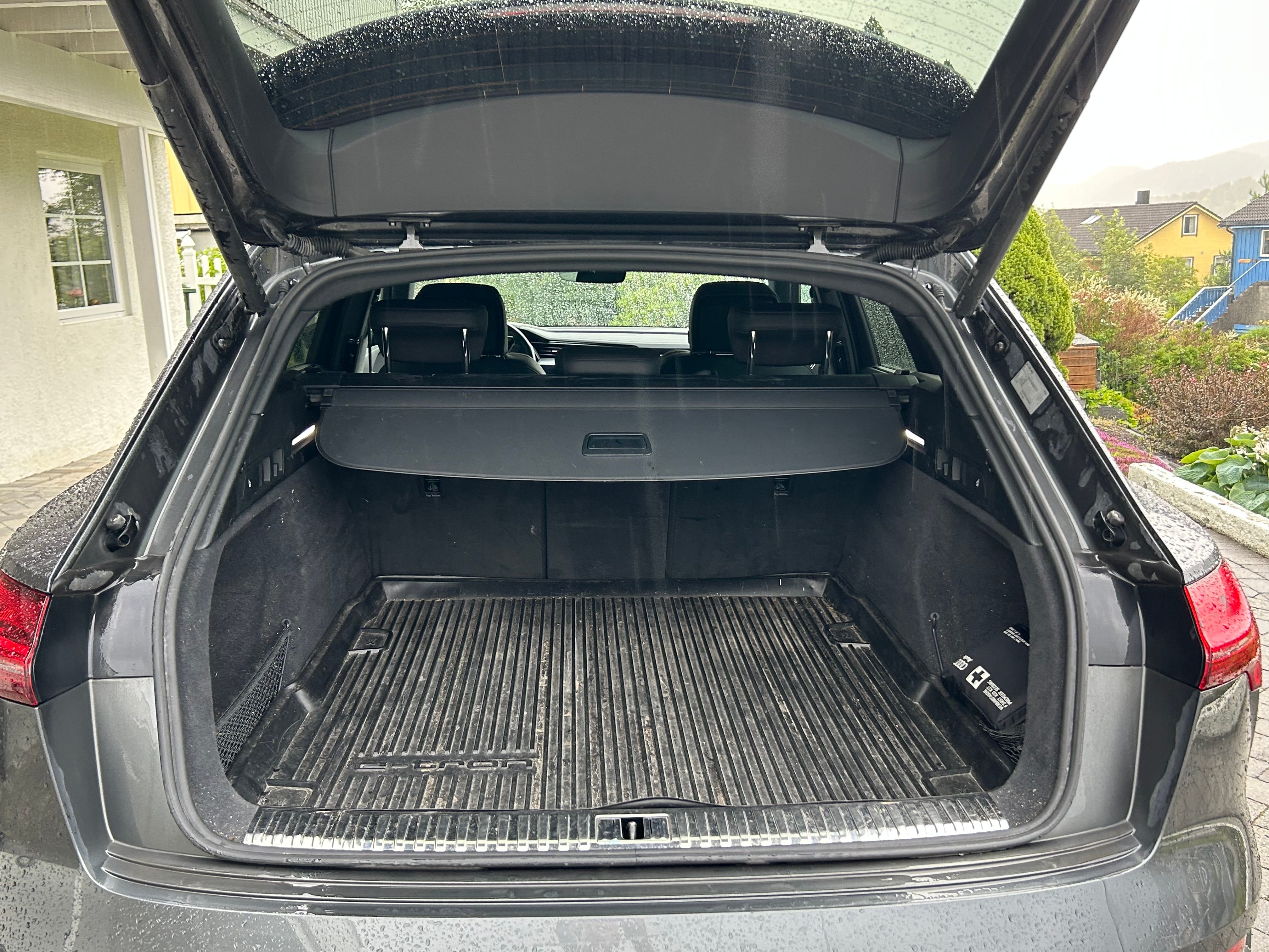 Audi e-tron med Cruisekontroll