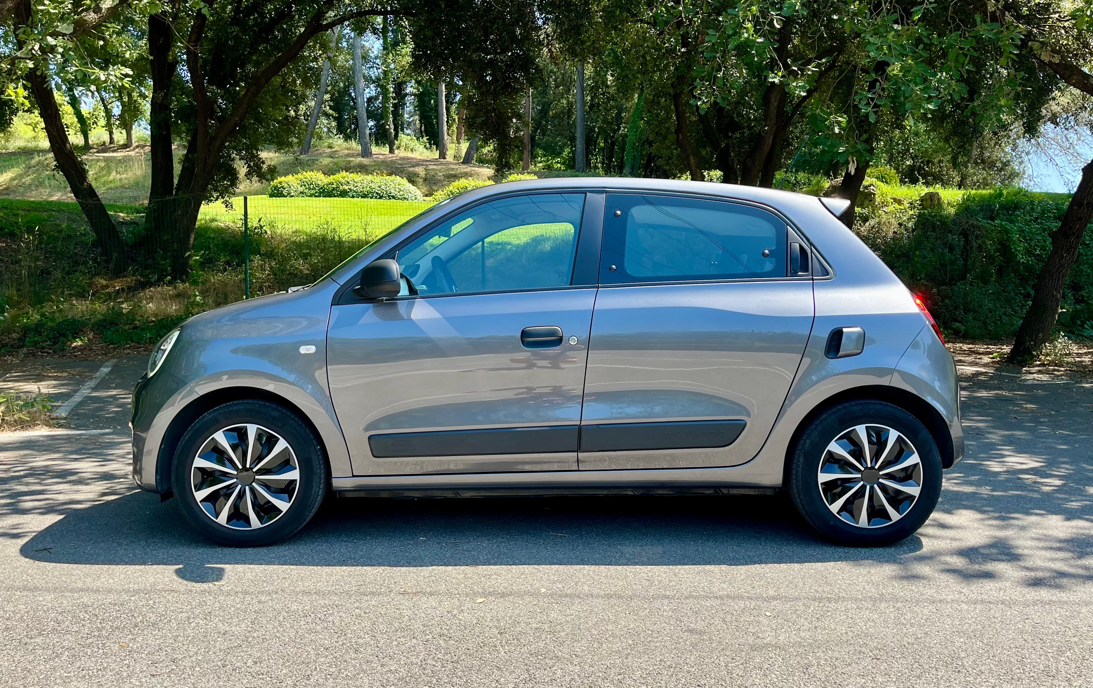 Renault Twingo III avec Climatisation
