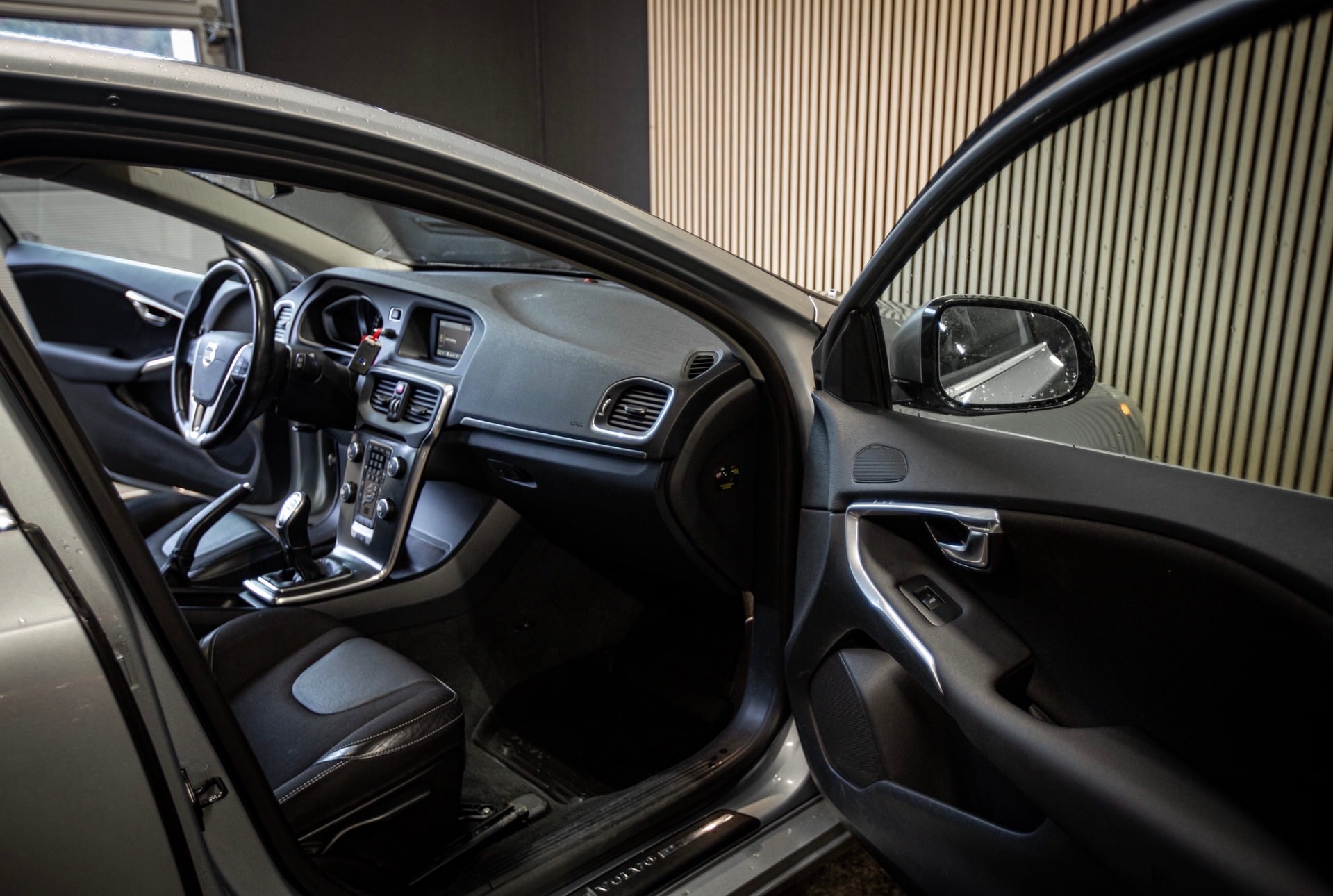 Volvo V40 med Bilradio