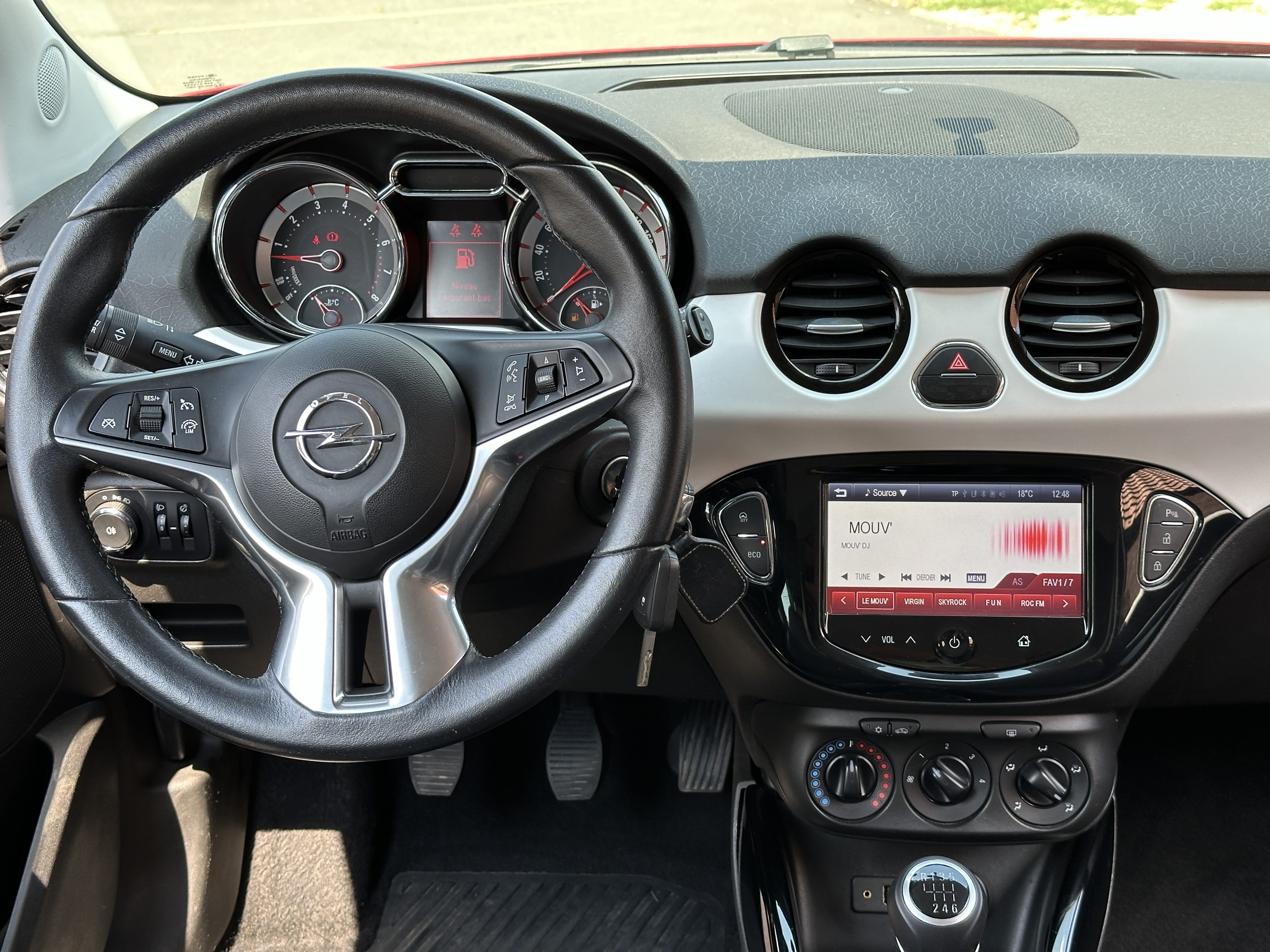 Opel Adam