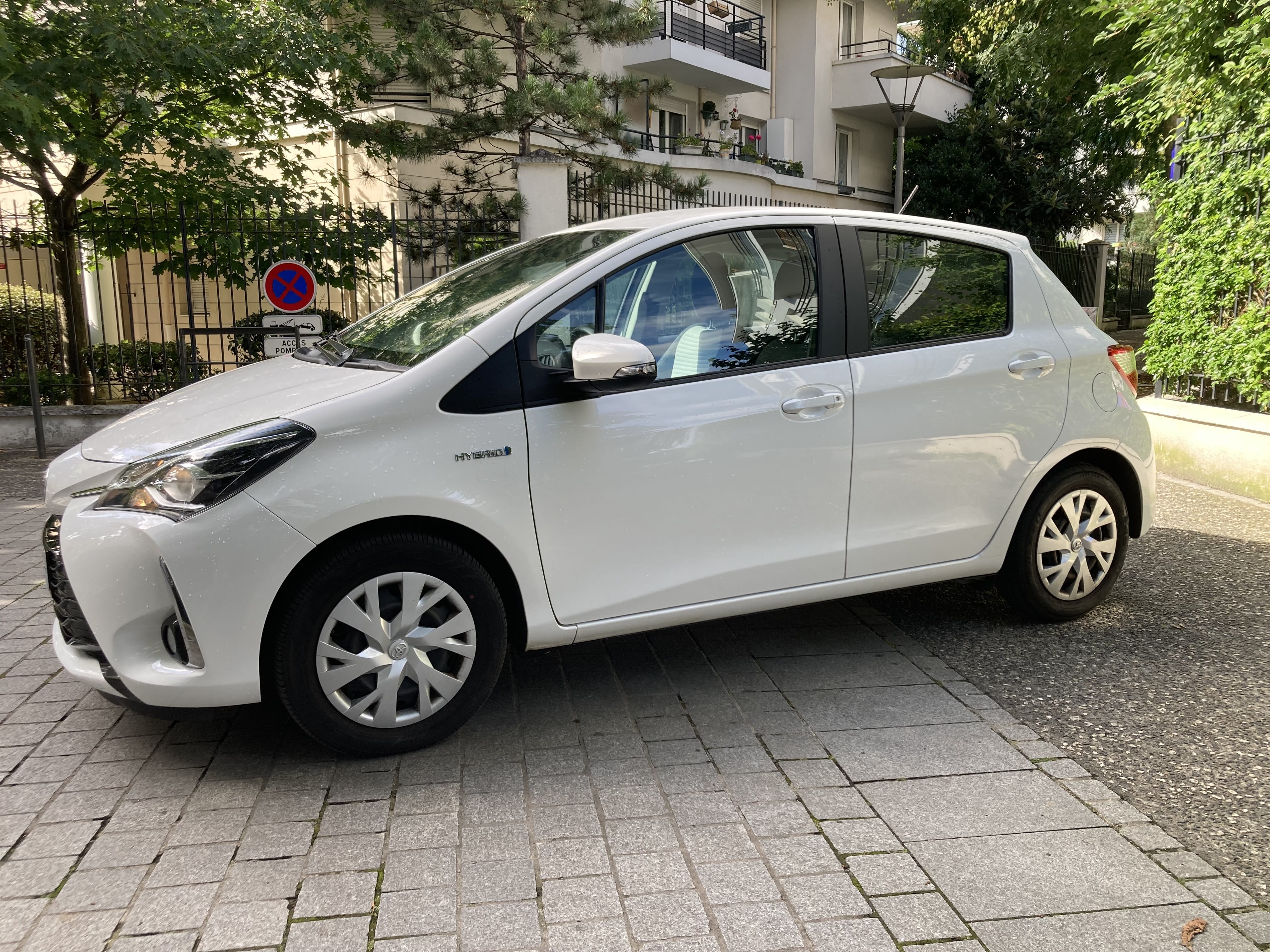 Toyota Yaris Hybride Hybride Boîte Automatique avec Climatisation