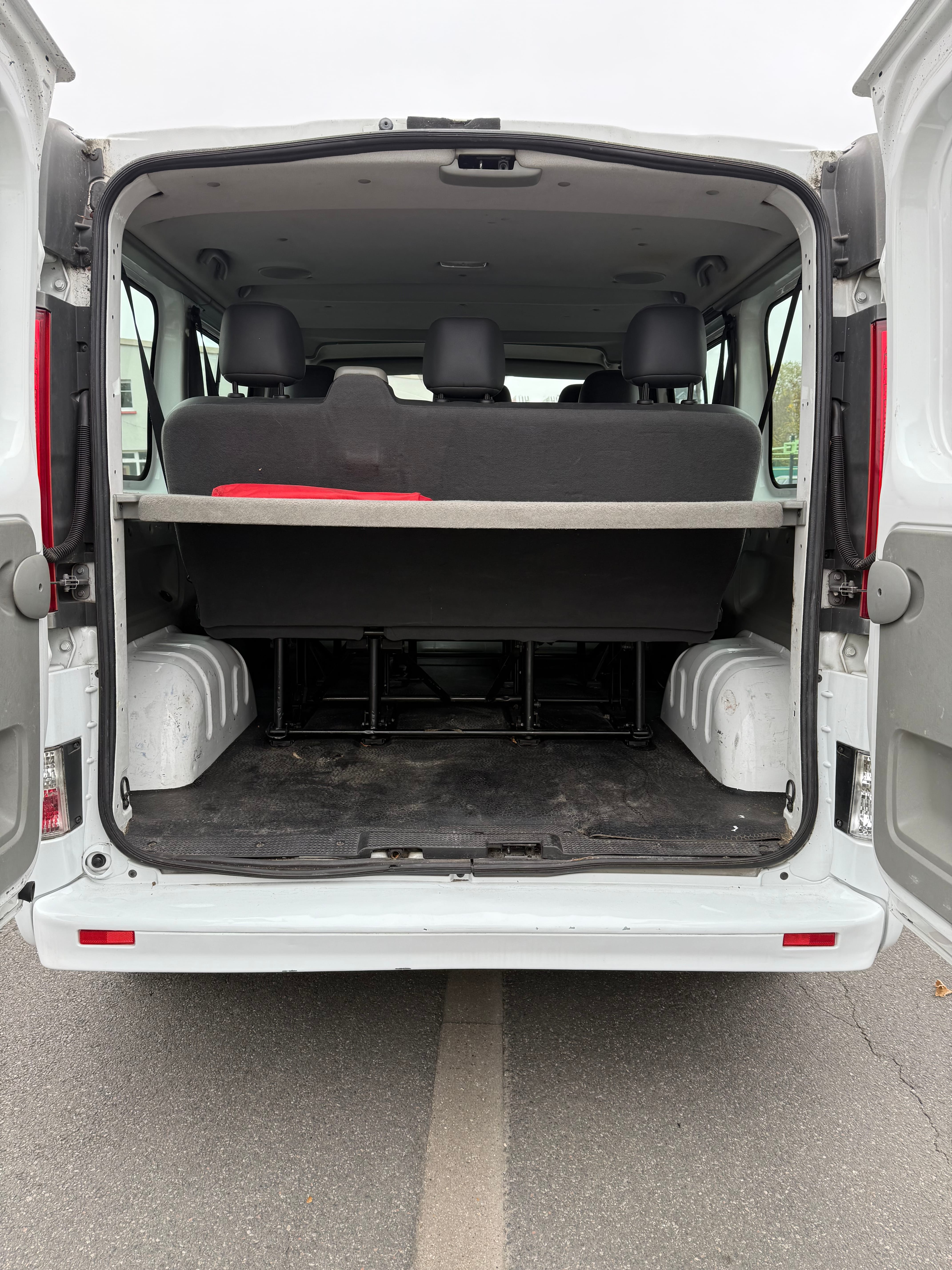 Renault Trafic Passenger avec Chaines