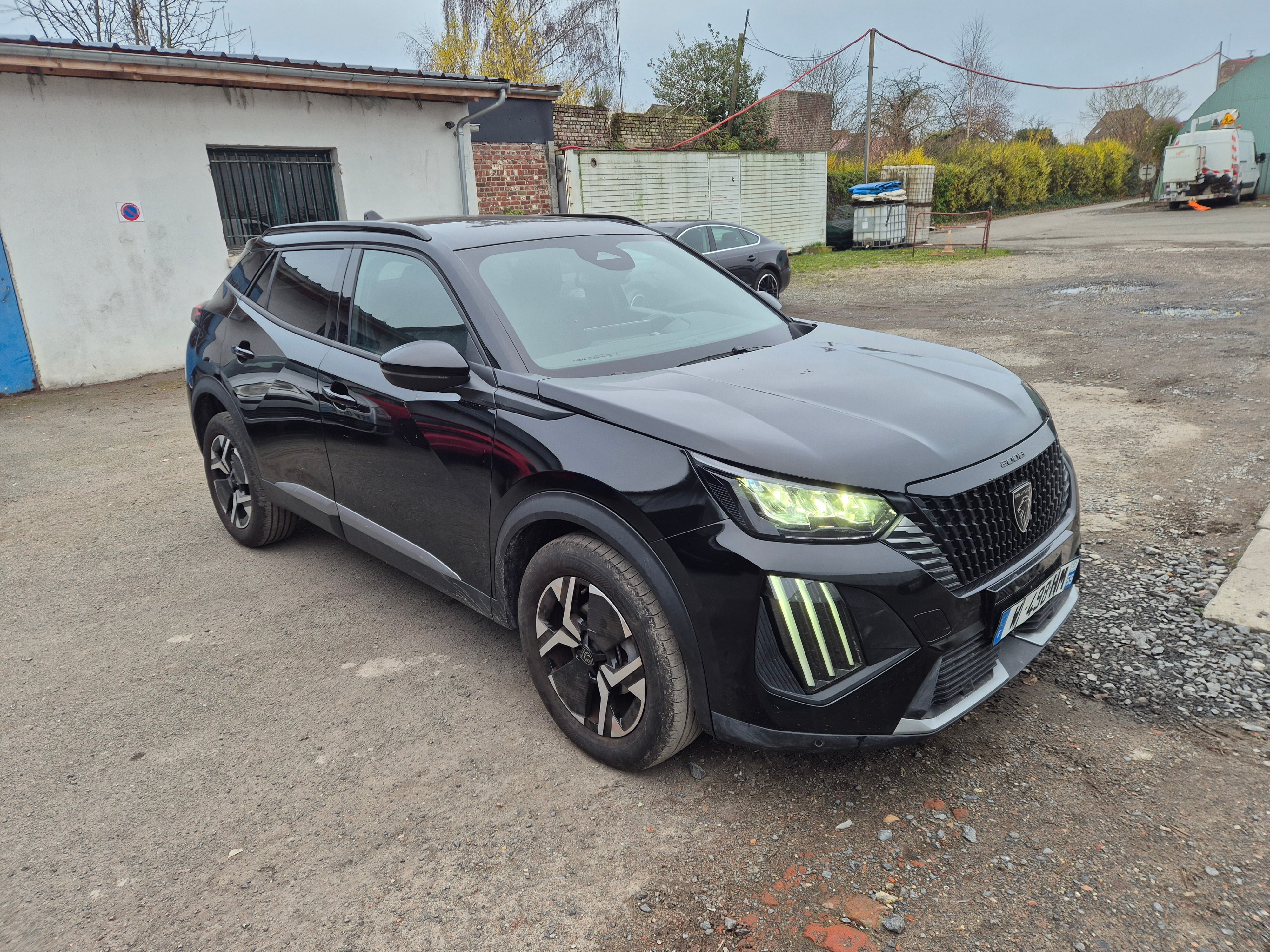 Peugeot 2008, 2025, Essence 95
