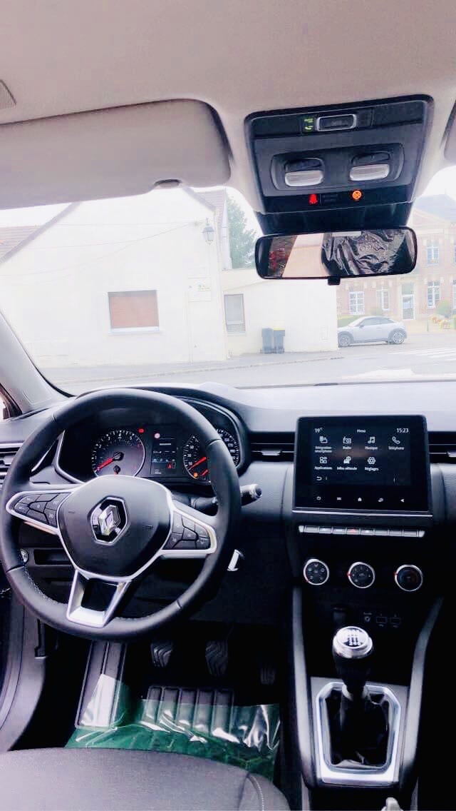 Renault Clio avec Chaines