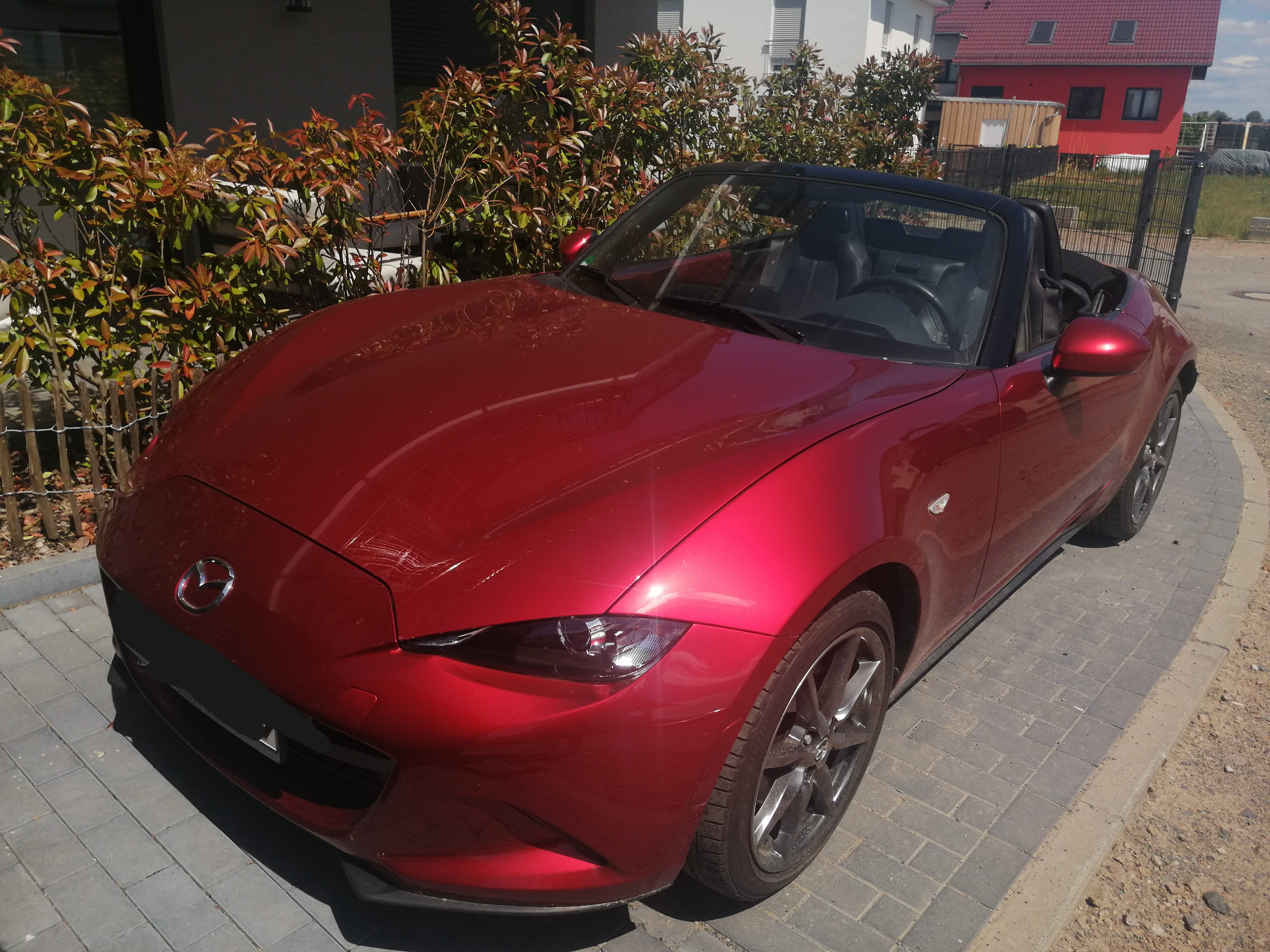 Mazda MX-5 Roadster mit Klimaanlage