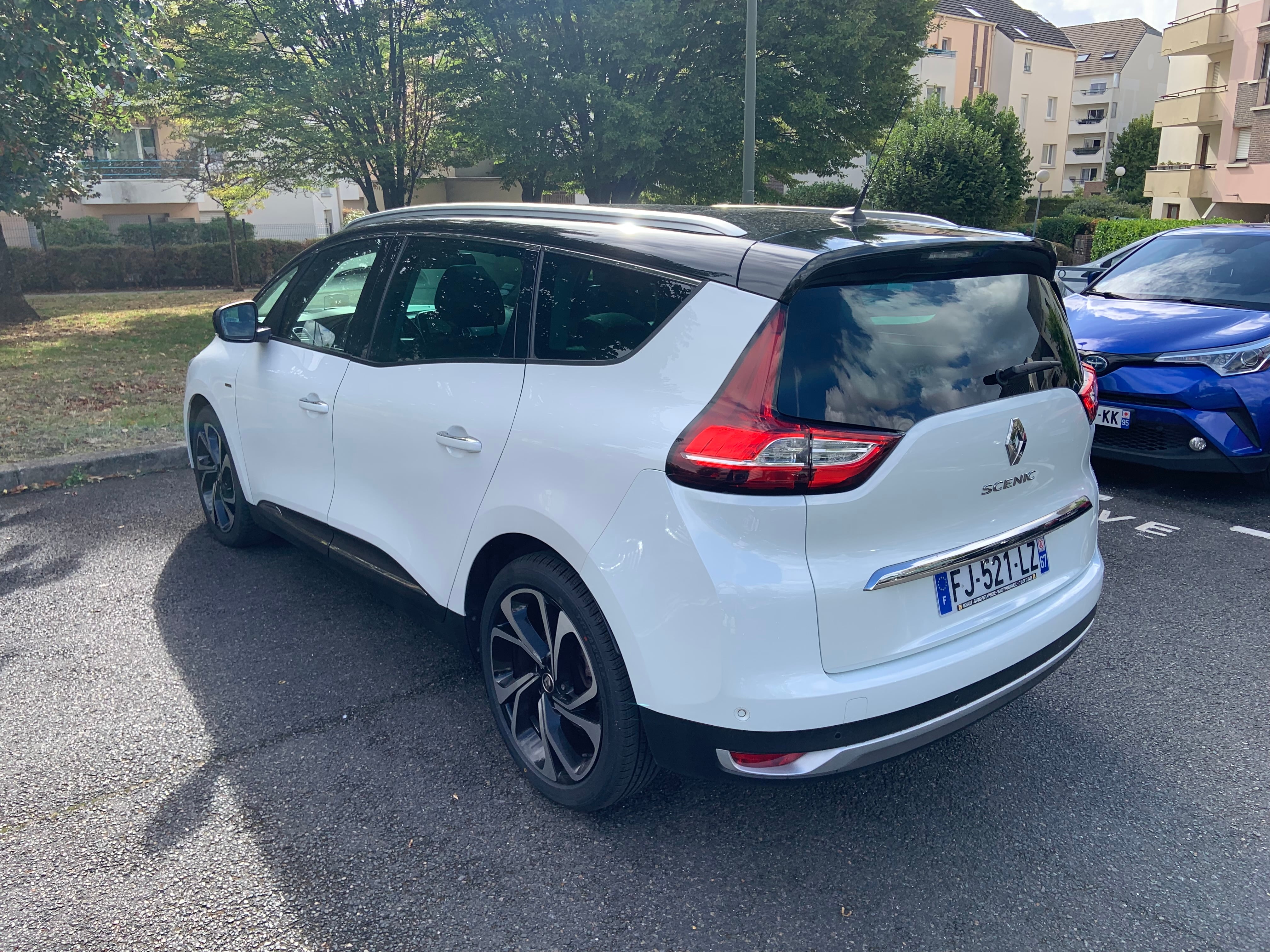 Renault Grand Scenic avec Caméra de recul