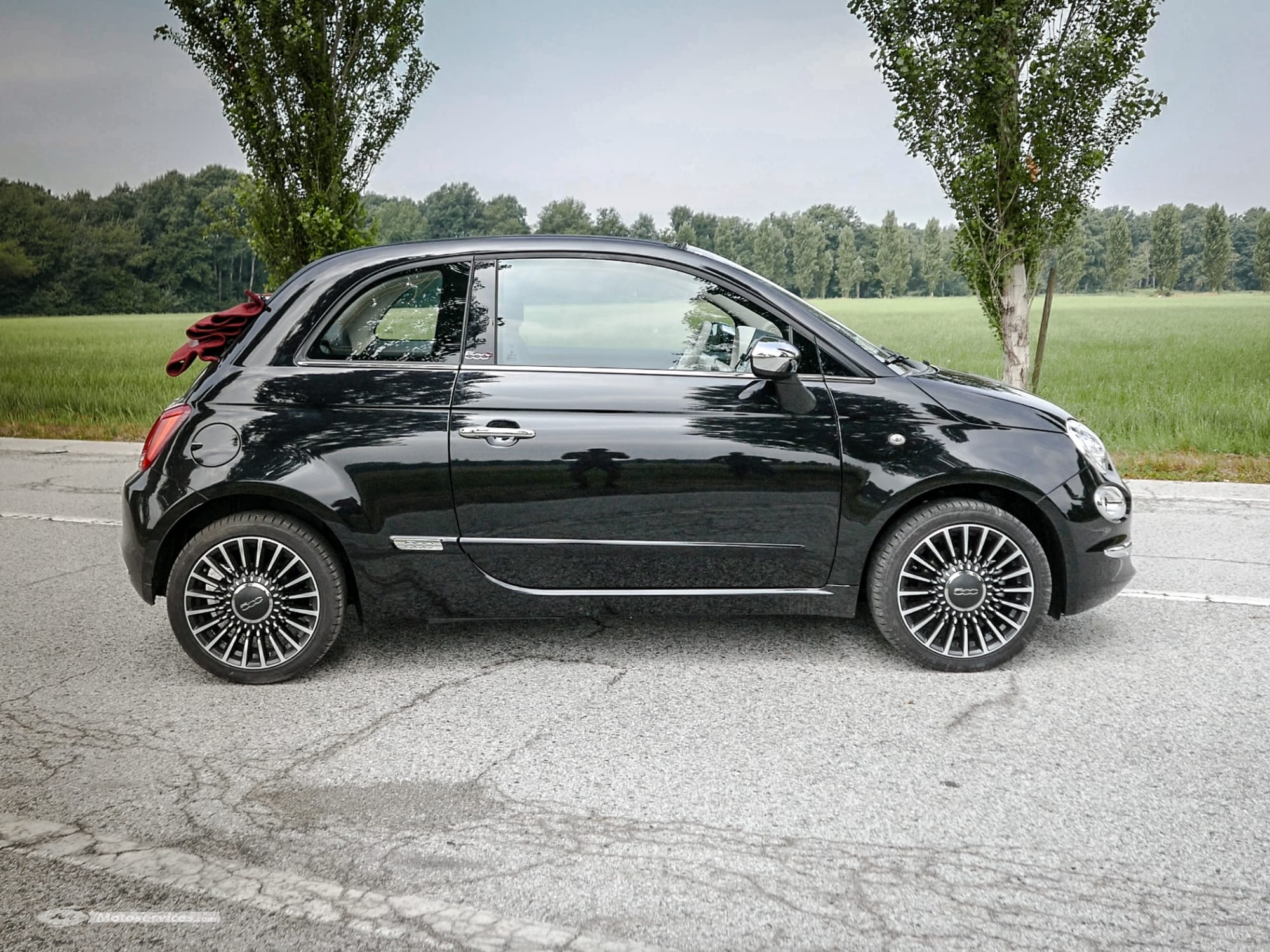 Fiat 500 C Gare ST-Jean  Louez Fiat 500 Cabriolet – Élégance, Maniabilité et Plaisir de Conduite !