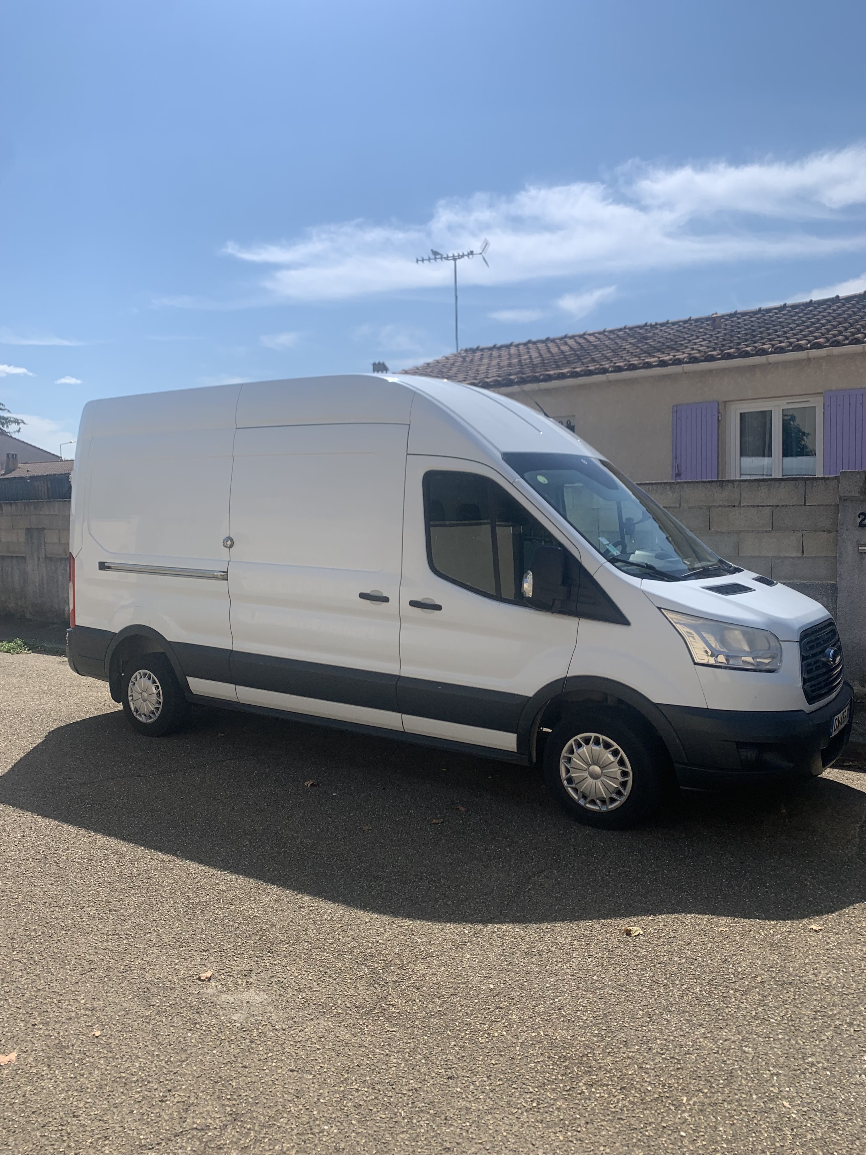 Ford Transit Fourgon avec Climatisation