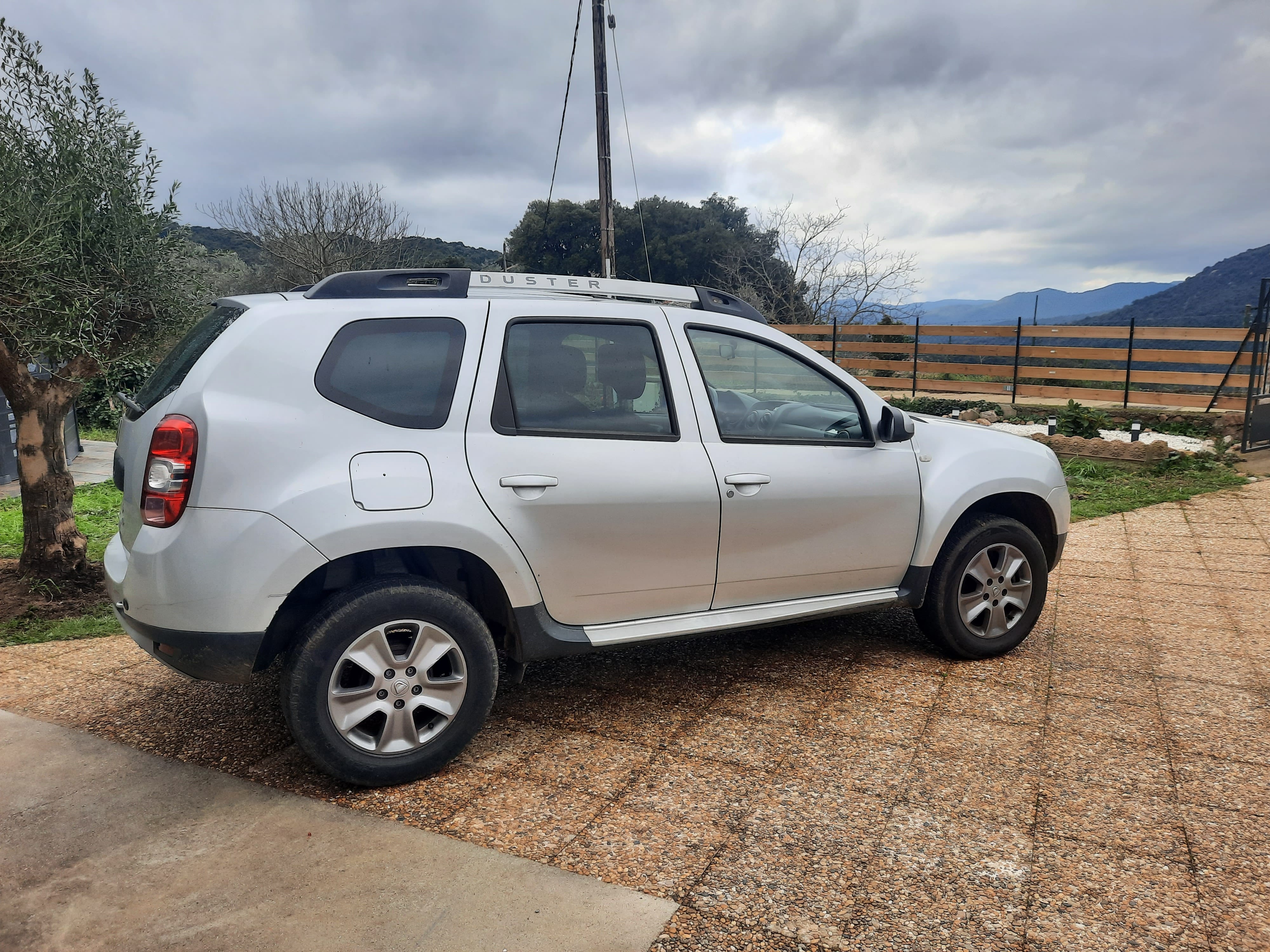 Dacia Duster with Air conditioning