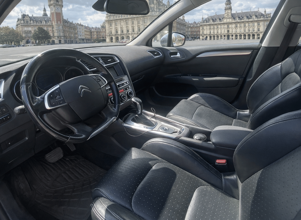 Citroen C4 avec GPS