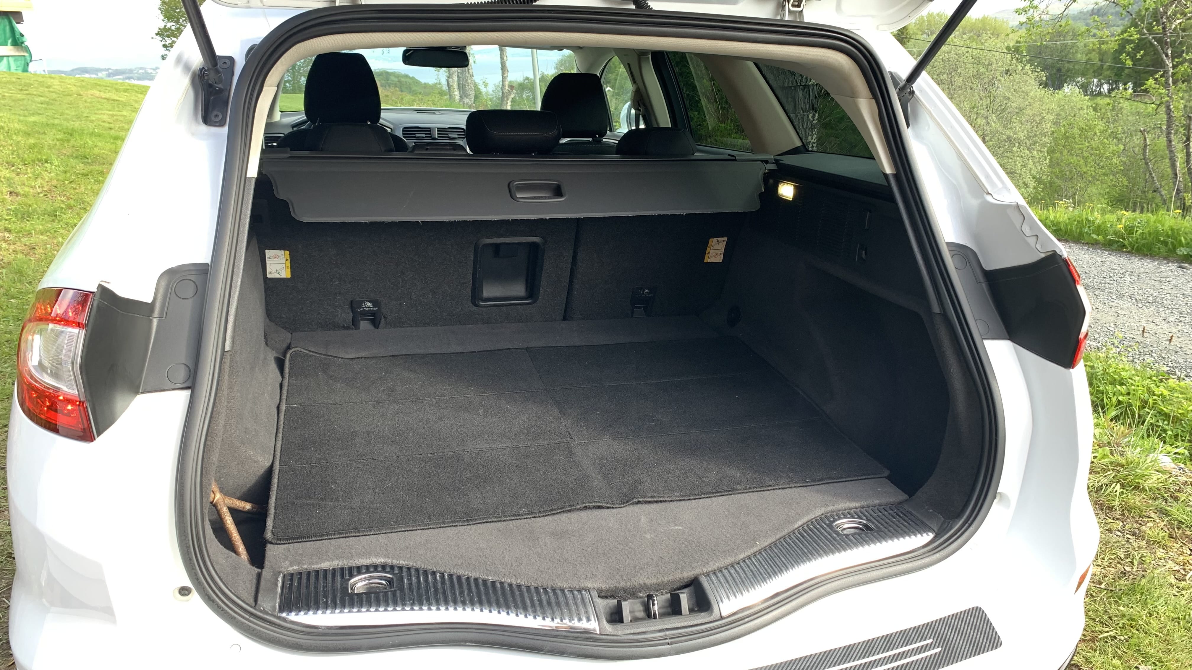 Ford Mondeo SW 120 hk med Vinterdekk