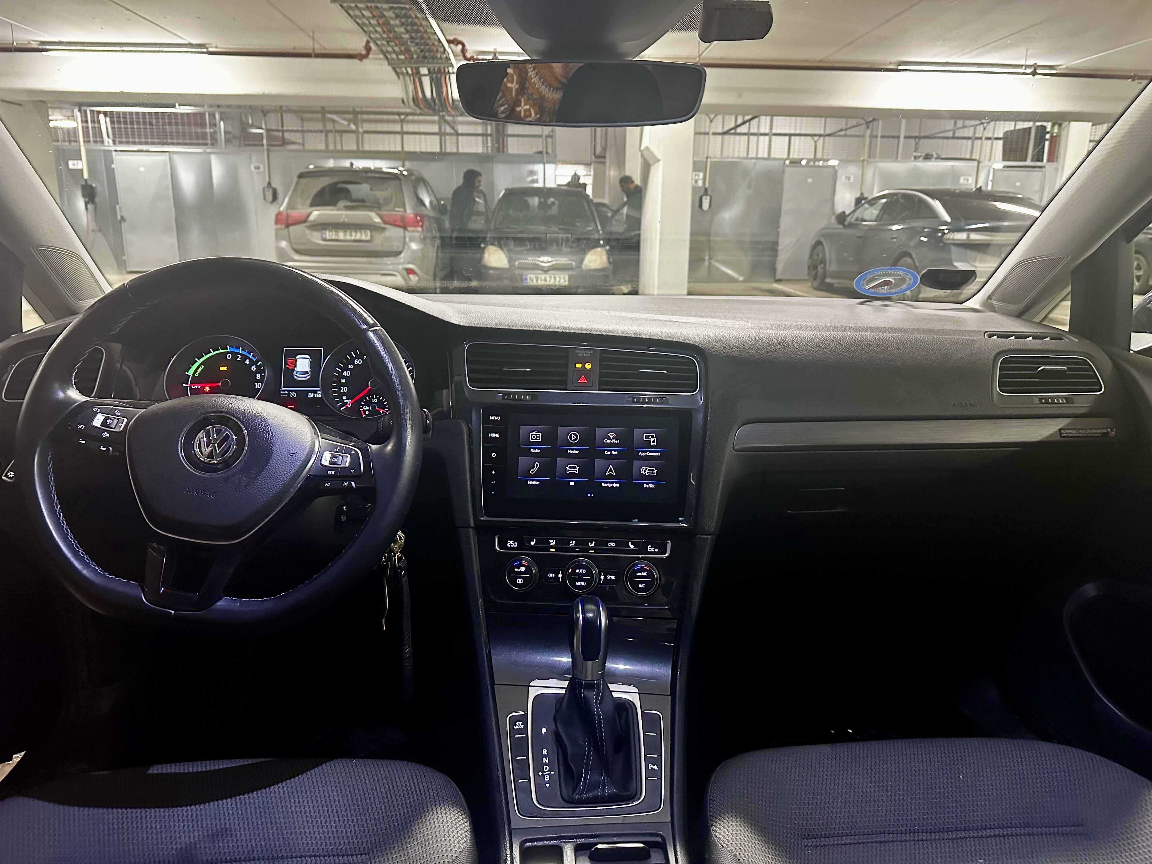 Volkswagen e-Golf med Cruisekontroll
